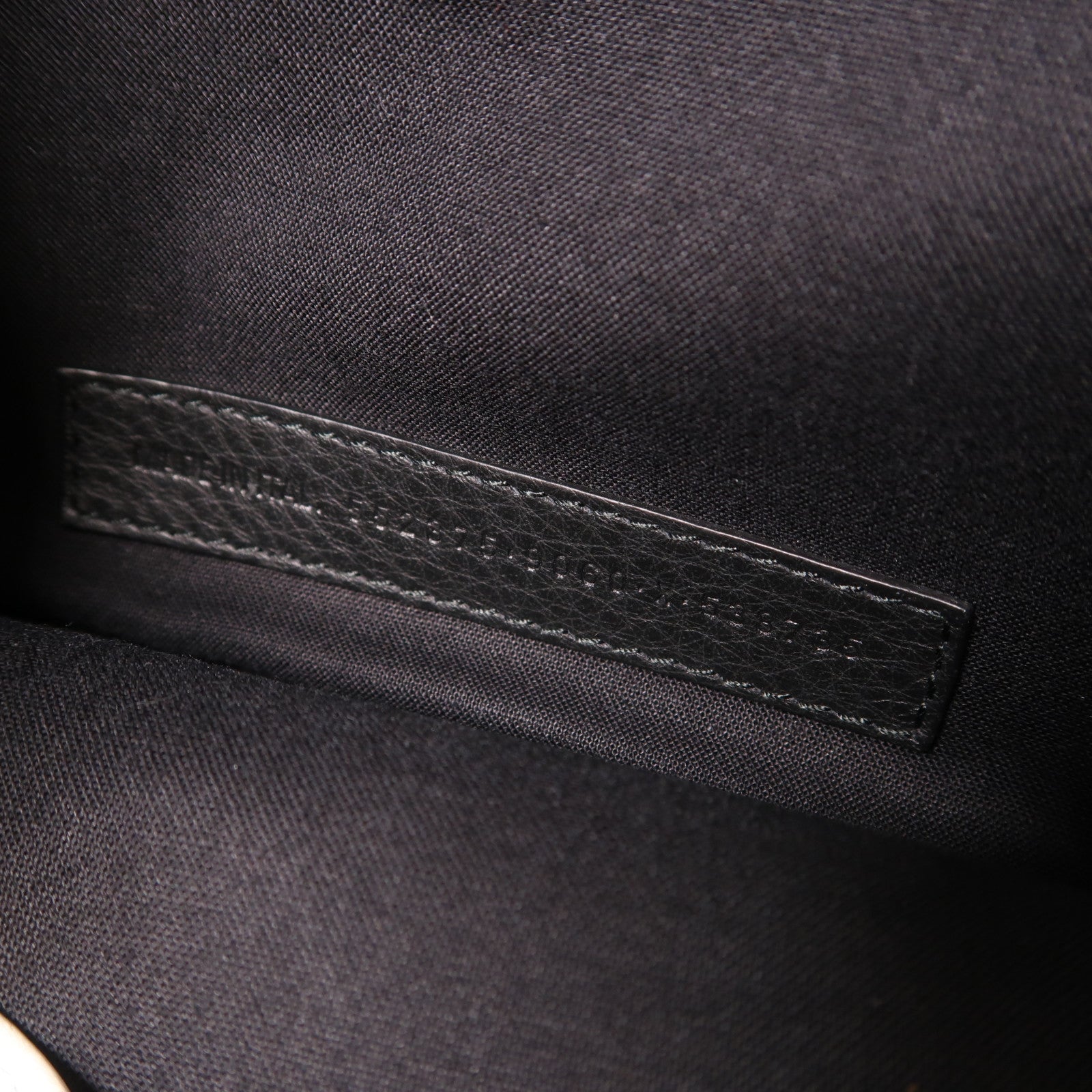 BALENCIAGA 牛皮皮革Waist Bag銀扣腰包白色