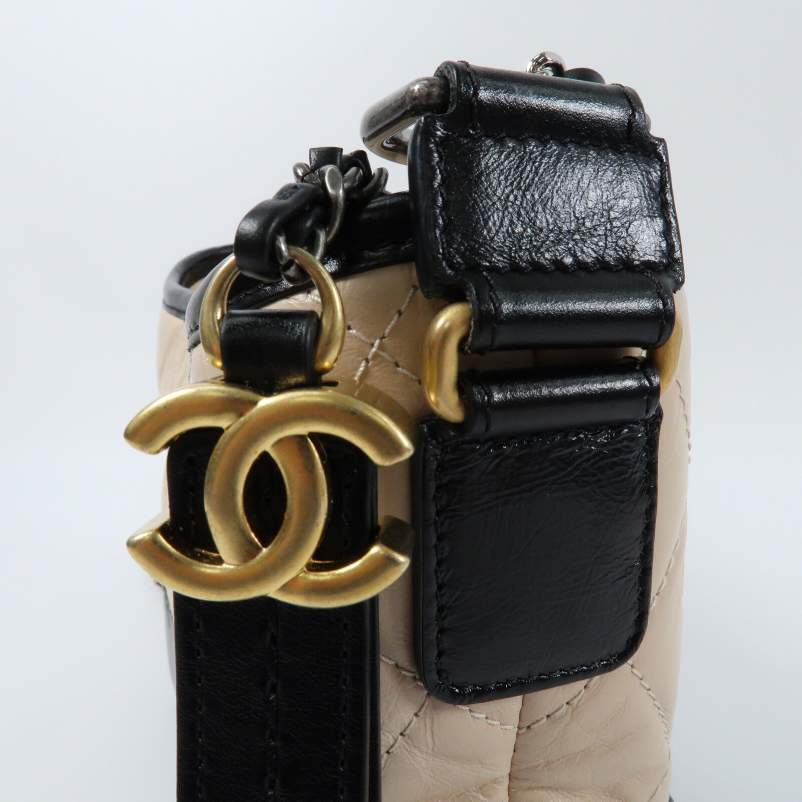 CHANEL 牛皮皮革Gabrielle Small鏈帶肩背袋