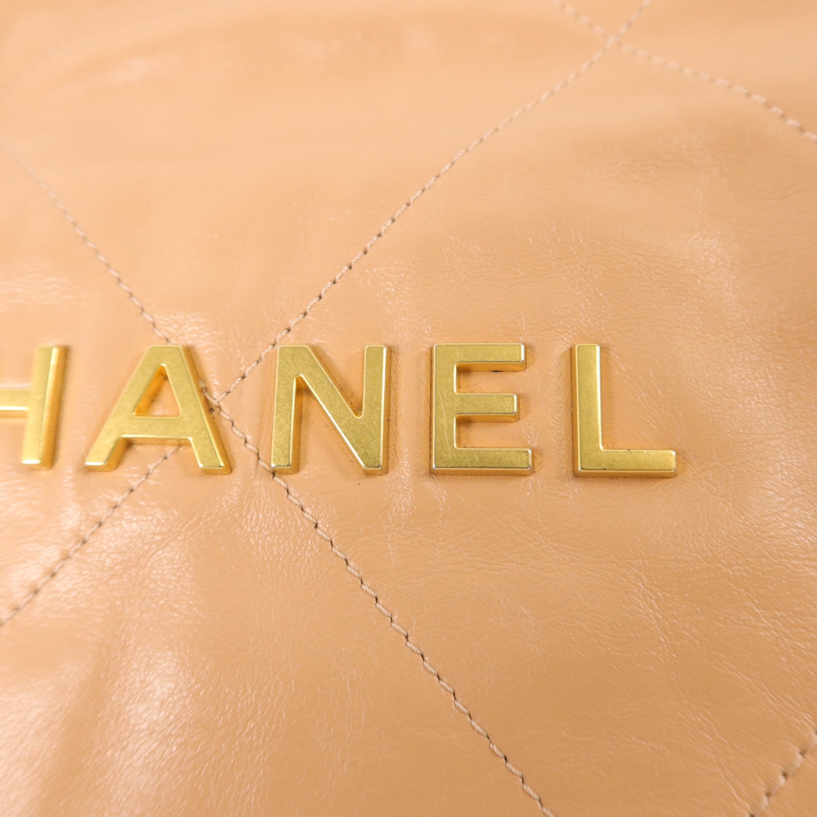 CHANEL 牛皮皮革Chanel 22 Small鏈帶肩背袋