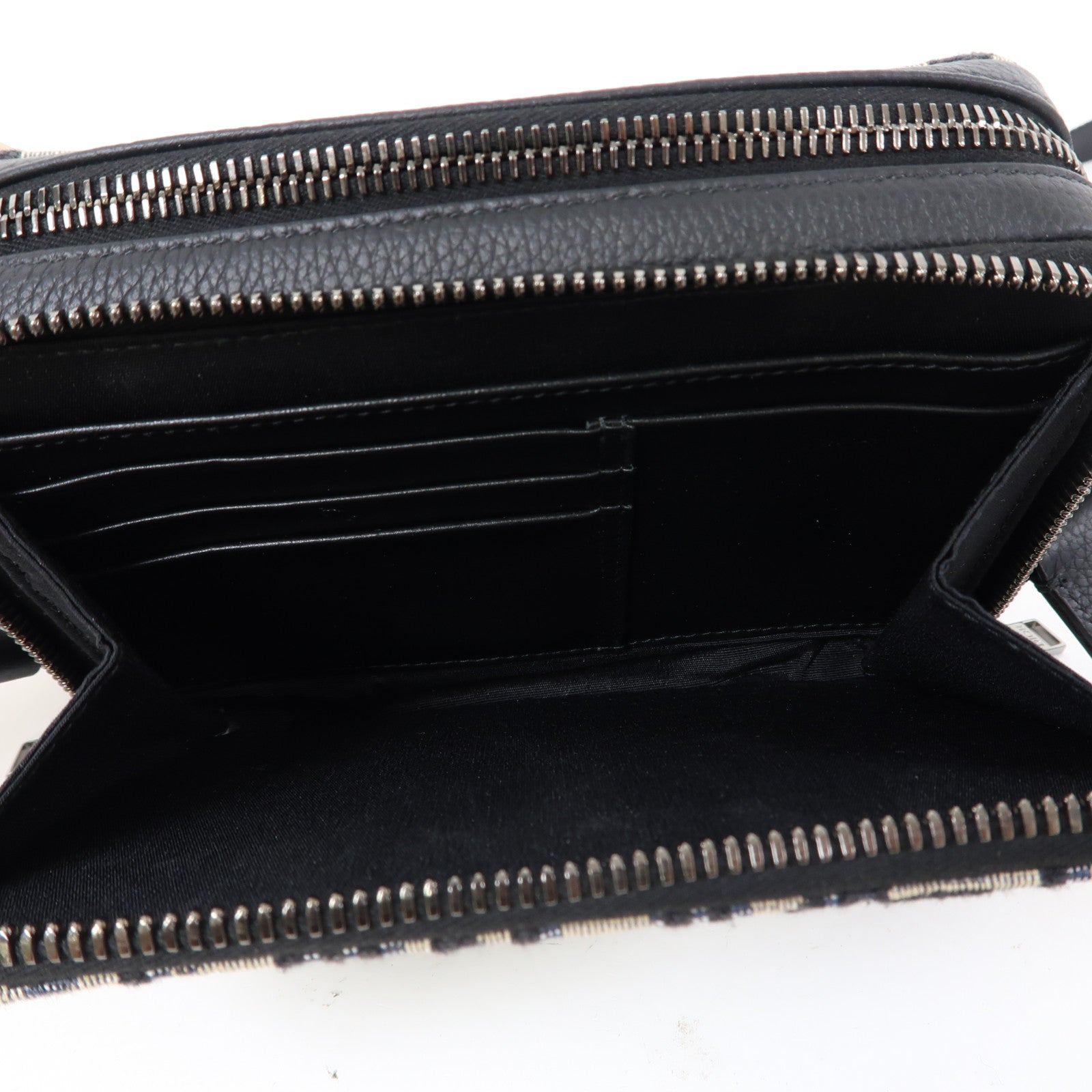 Dior 帆布Zipped Pouch with Strap銀扣肩背袋黑色