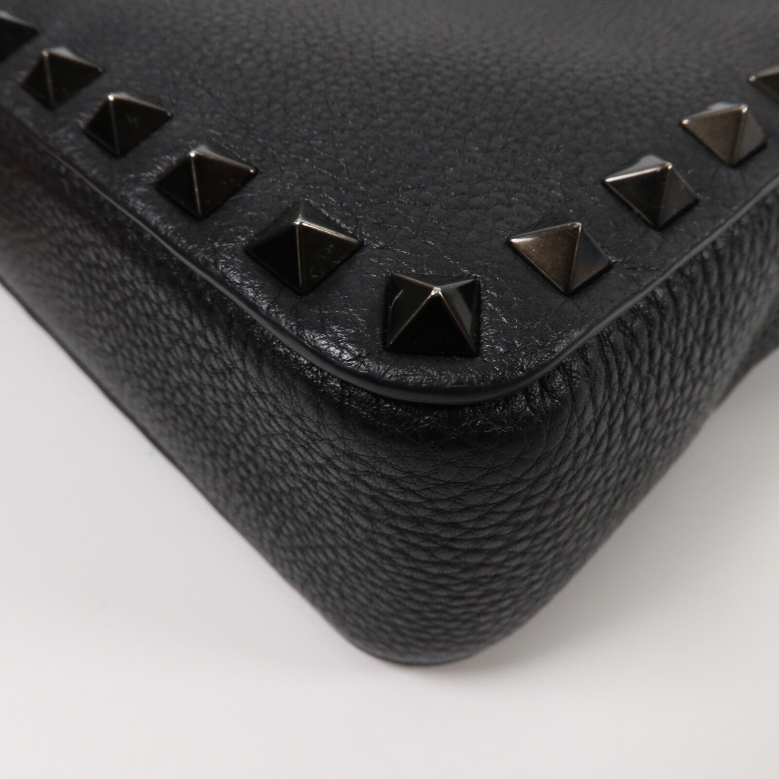 Valentino 牛皮皮革Rockstud Grainy肩背袋