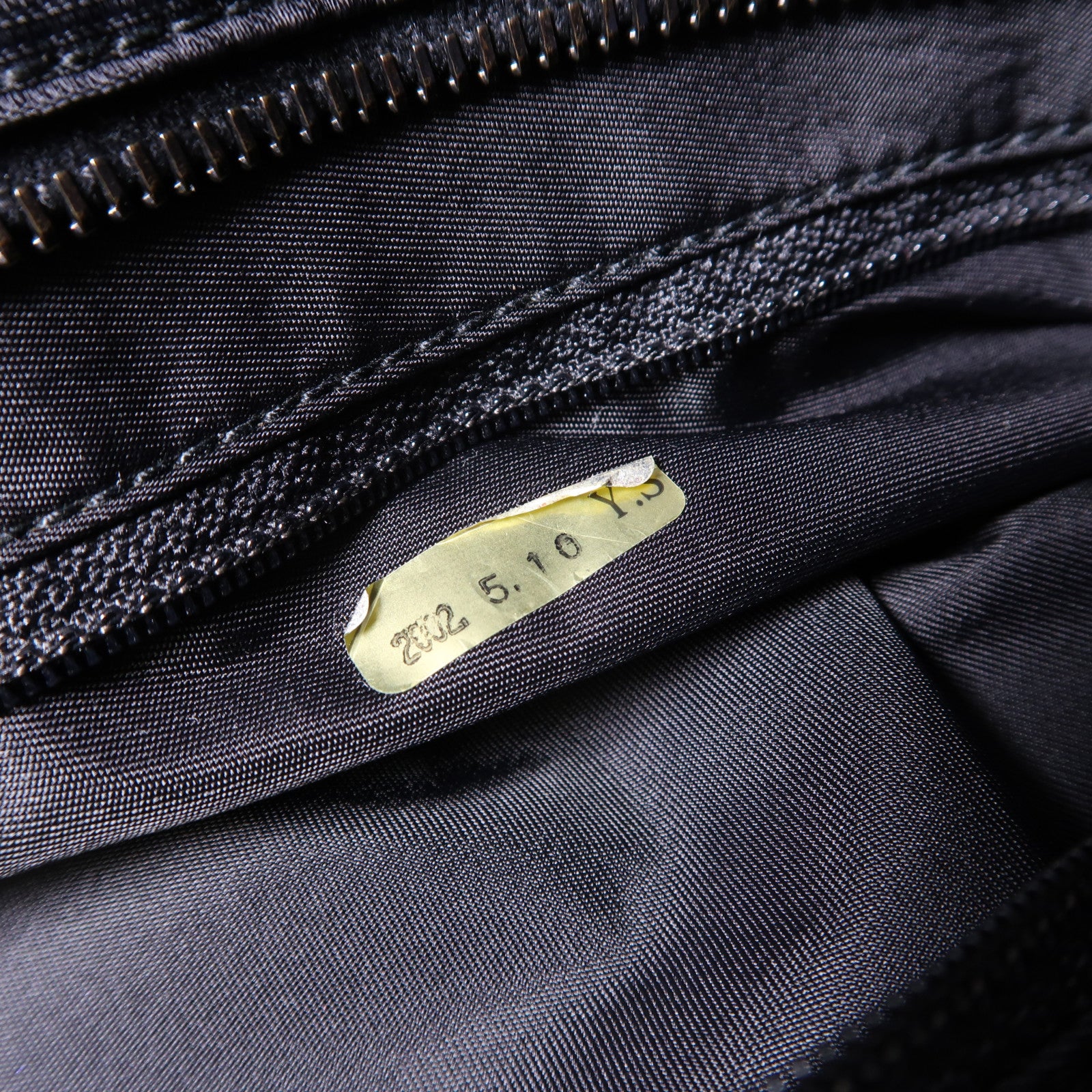 CHANEL 【激減優惠】尼龍New Travel Line Shoulder Bag肩背袋黑色