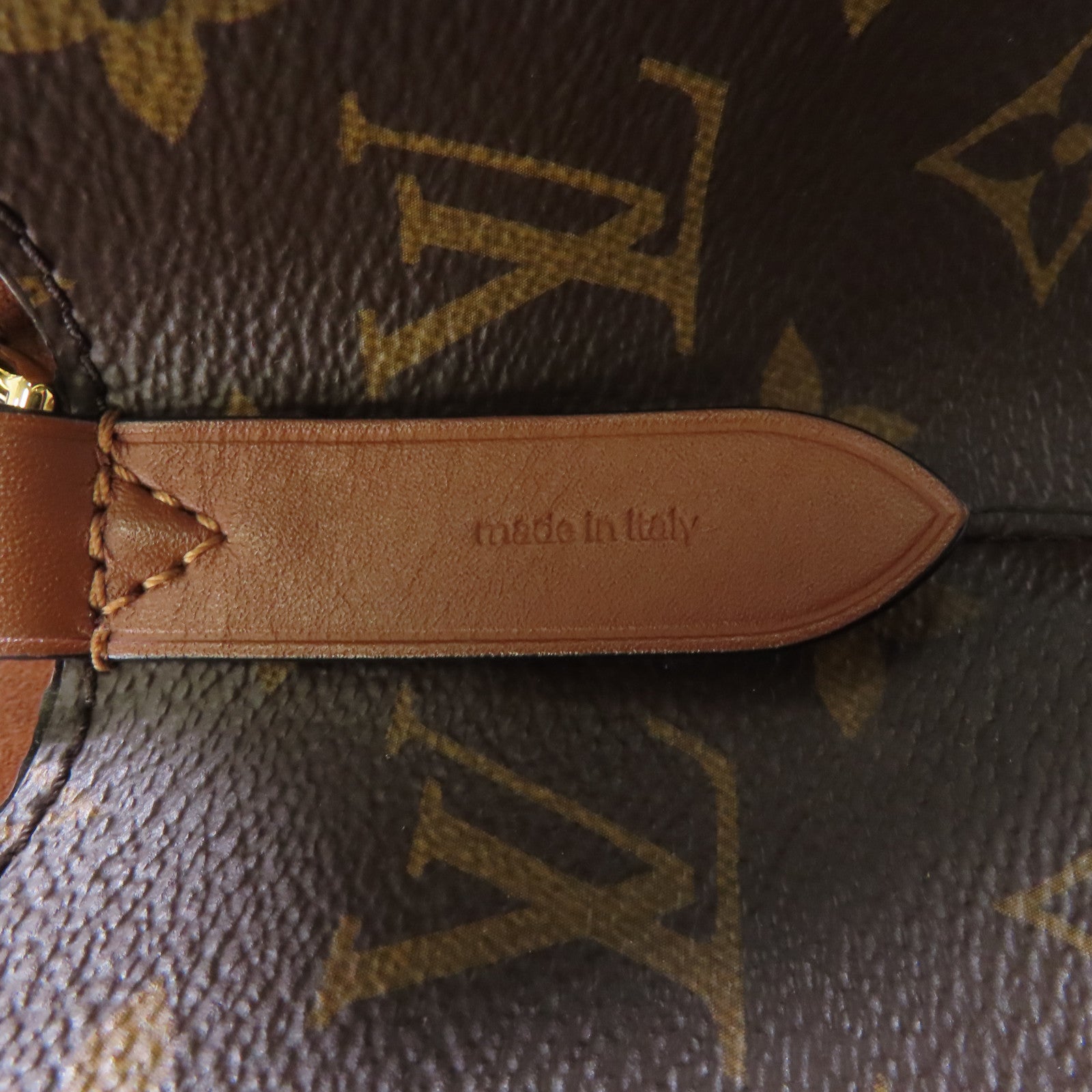 LOUIS VUITTON Monogram Neo Noe MM金扣肩背袋棕色