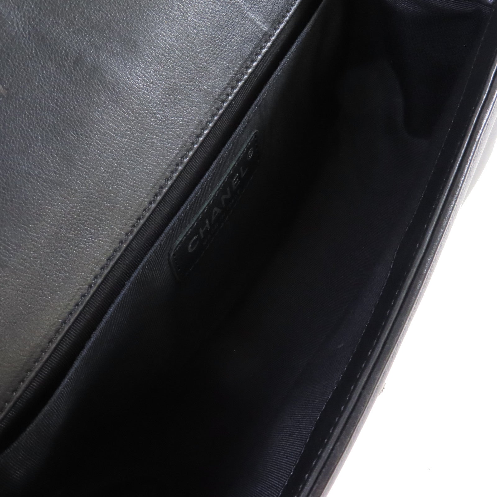 CHANEL 菱格羊皮皮革Boy Chanel 25 Chain Shoulder Bag銀扣鏈帶肩背袋黑色