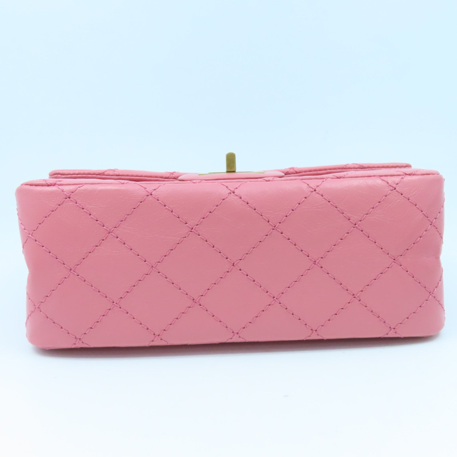 CHANEL 菱格牛皮皮革Mini 2.55金扣链带肩背袋粉红色