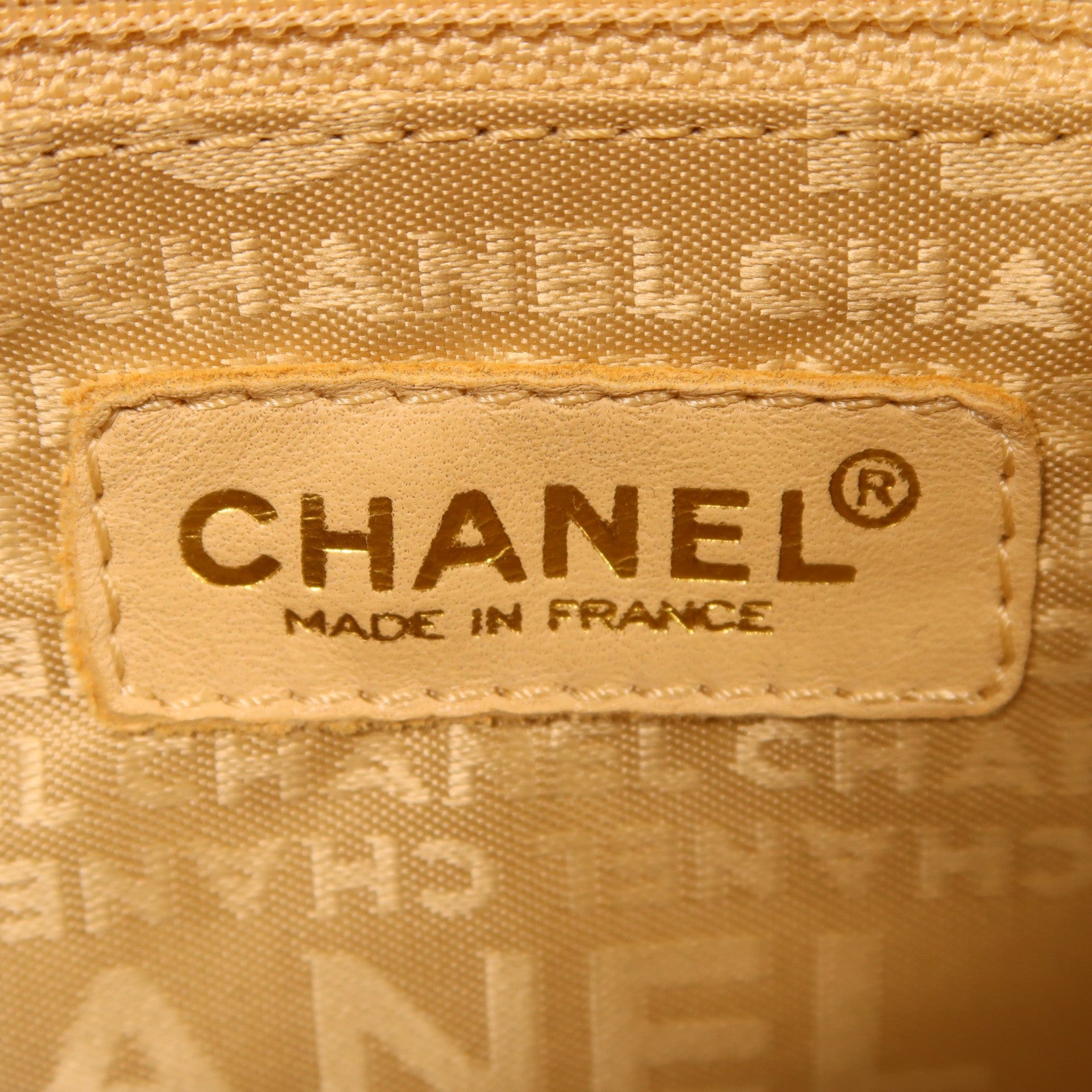 CHANEL 牛皮皮革Chocolate Bar Shoulder Bag金扣鏈帶肩背袋