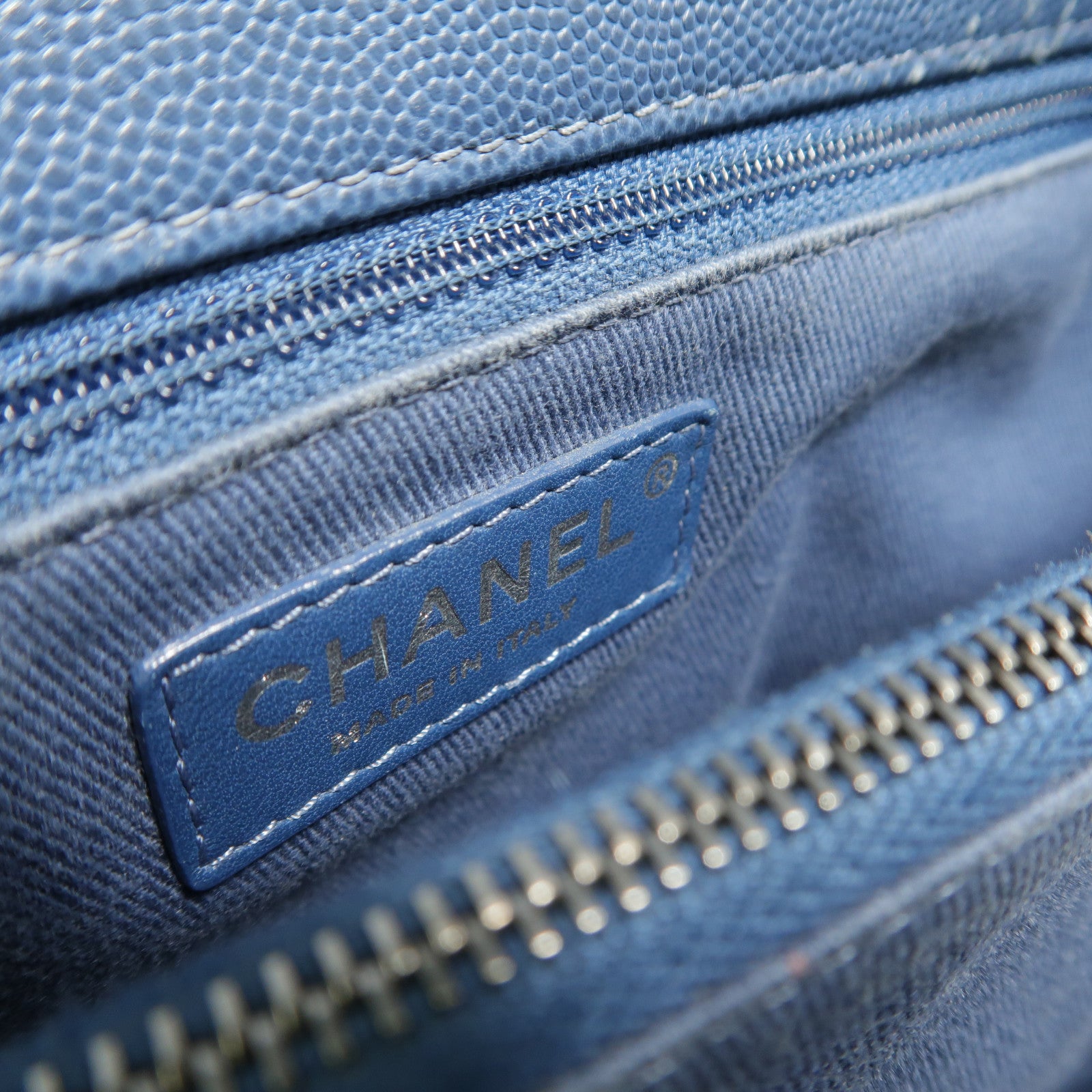CHANEL 牛皮皮革Coco Handle Large鏈帶手挽肩背兩用袋