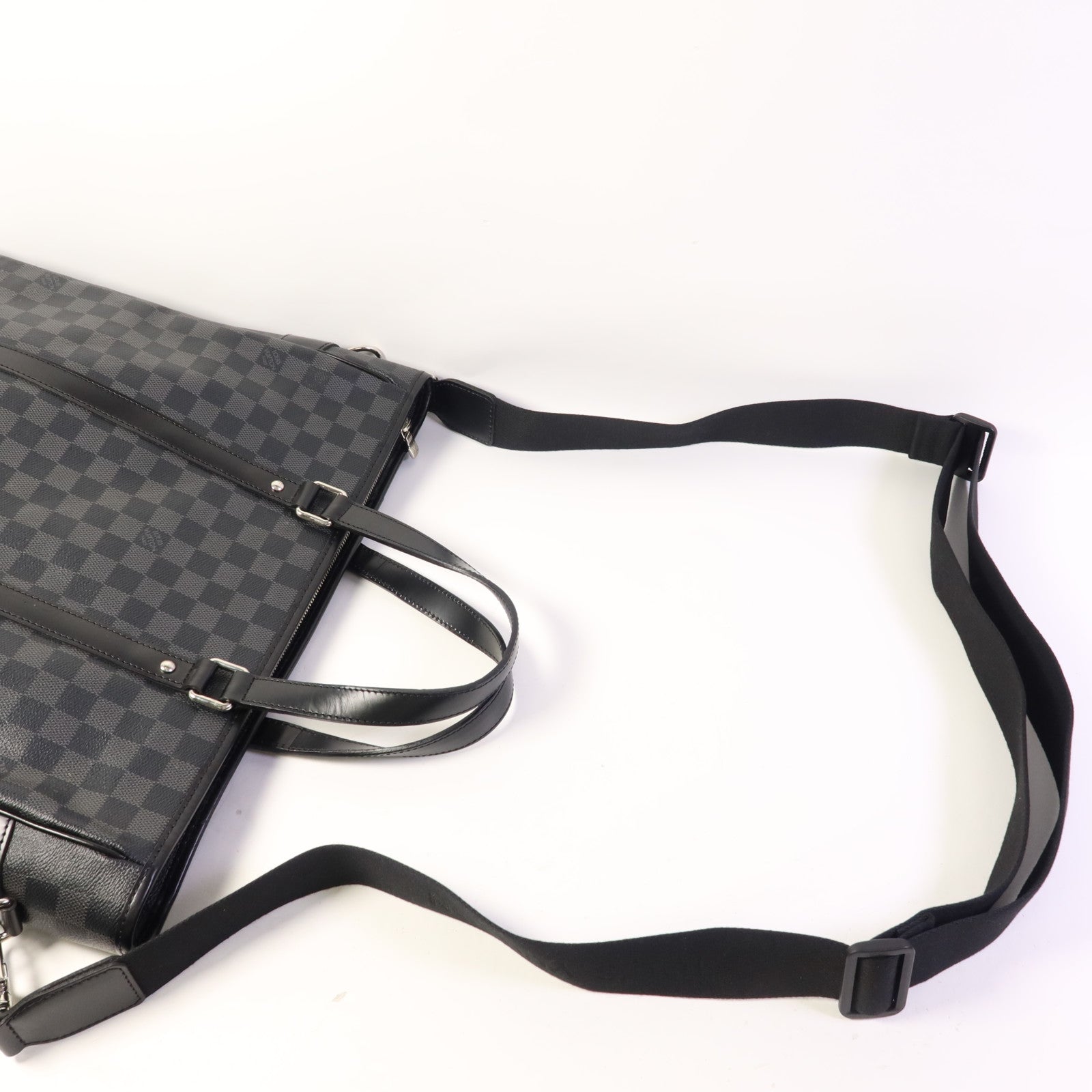 LOUIS VUITTON Damier Graphite Tadao PM銀扣手挽肩背兩用袋
