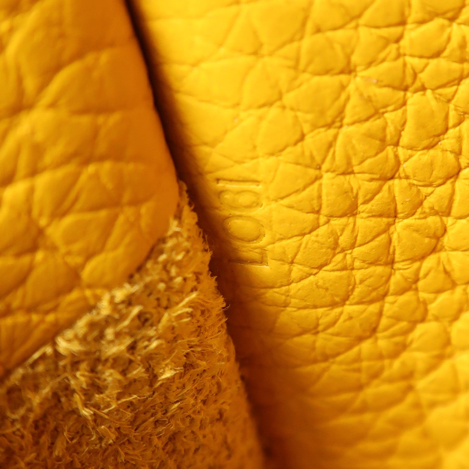 Delvaux 牛皮皮革Cool Box Mini金扣手挽肩背兩用袋