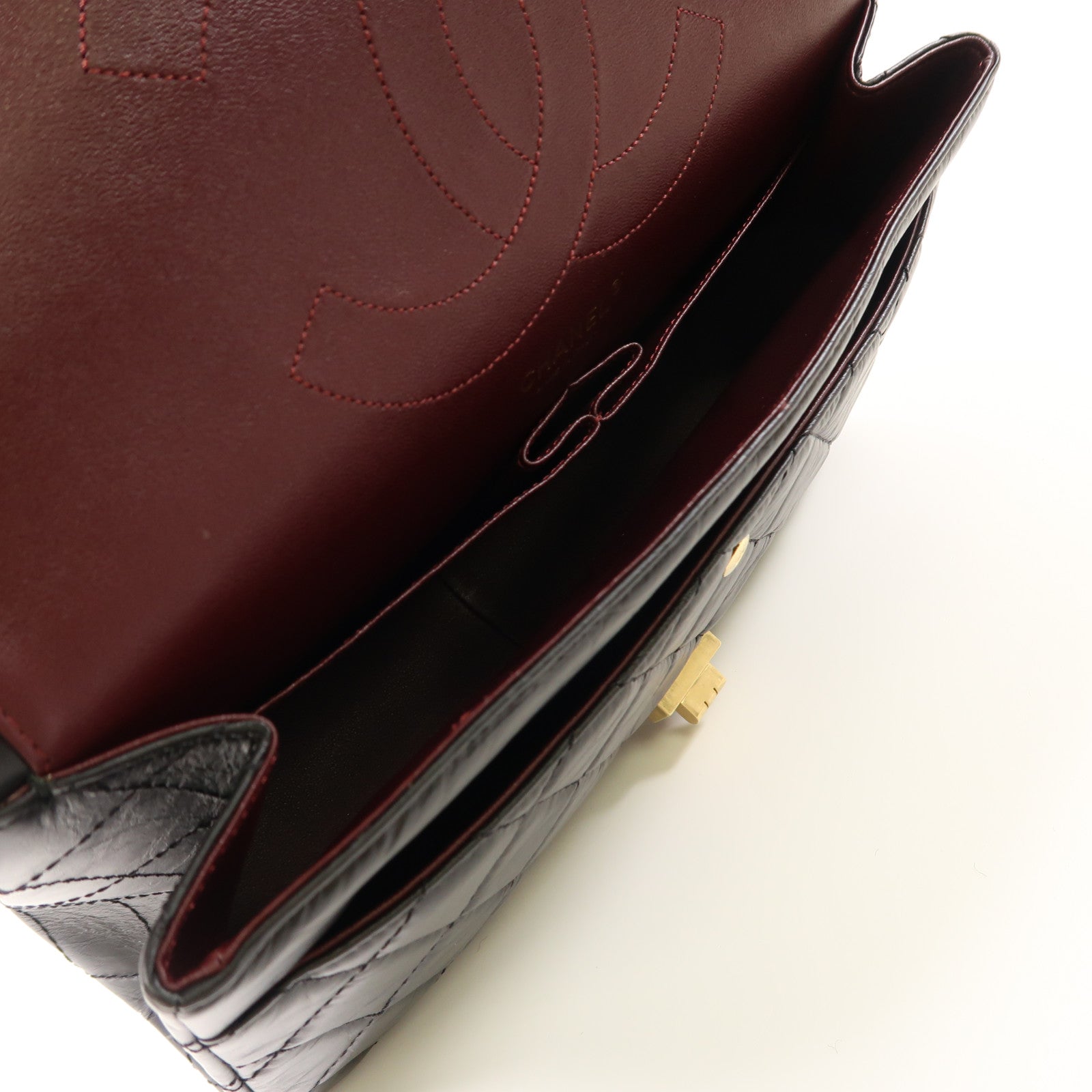 CHANEL 牛皮皮革2.55金扣鏈帶肩背袋
