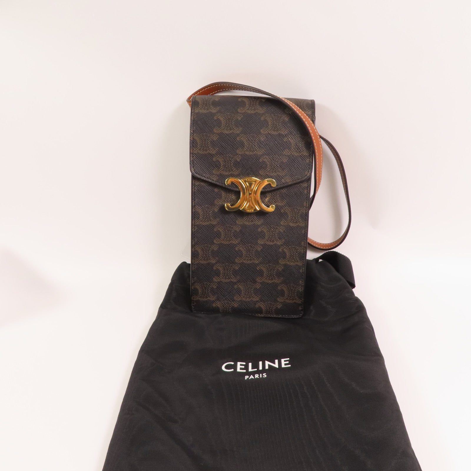 CELINE Trionphe帆布Phone Pouch金扣肩背袋