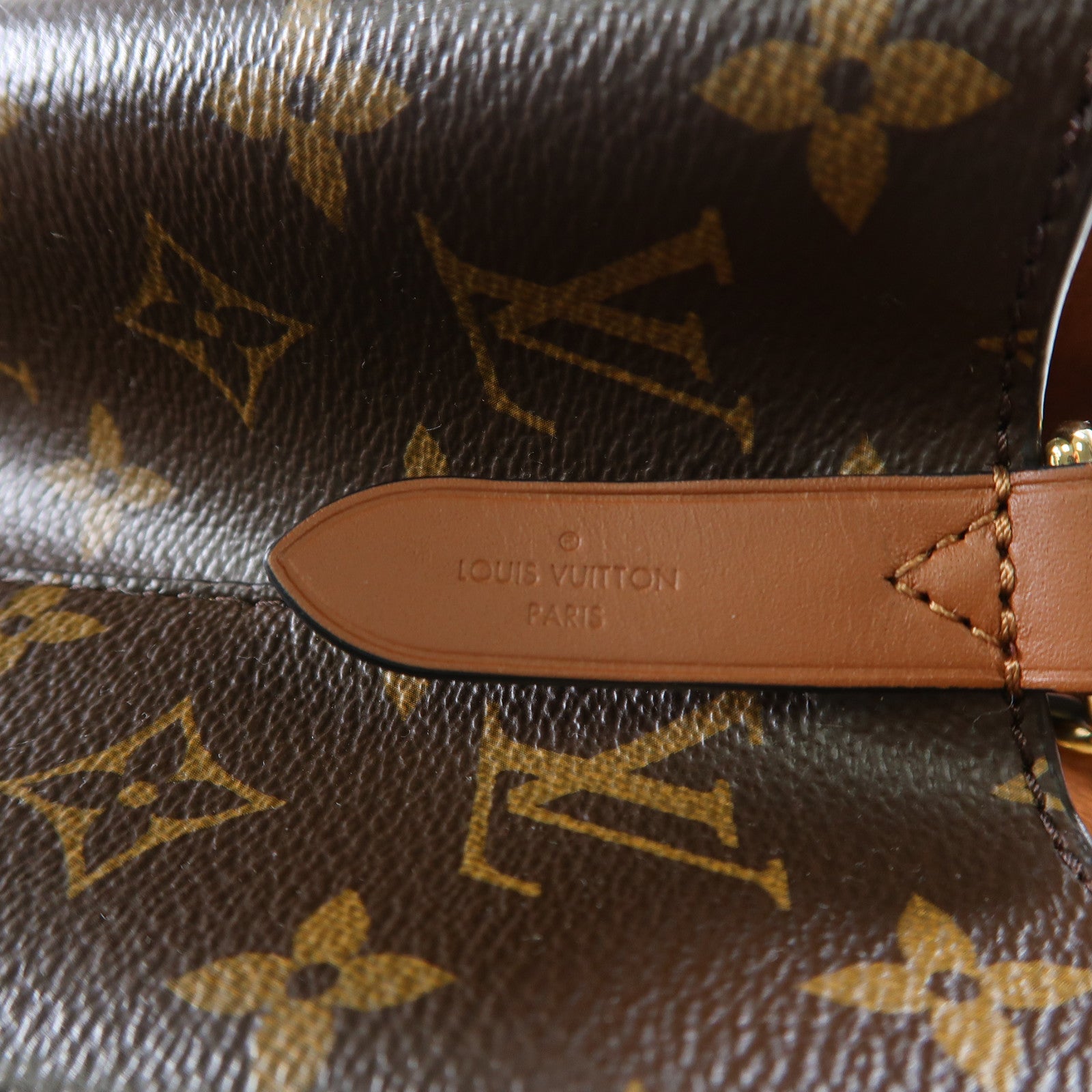 LOUIS VUITTON Monogram Neo Noe MM金扣肩背袋啡色
