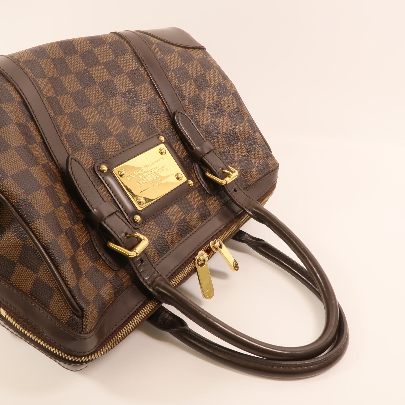 LOUIS VUITTON Damier Berkeley金扣手挽袋