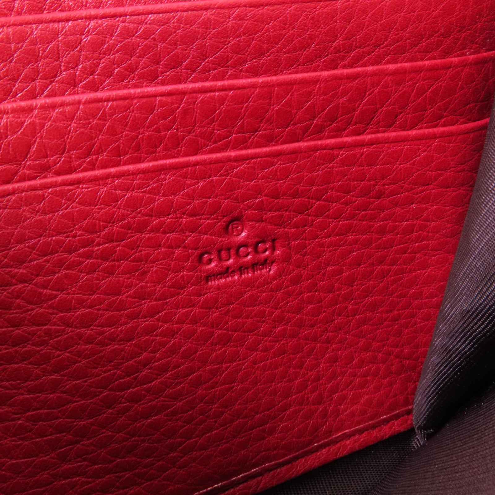 GUCCI 牛皮皮革GG Marmont Chain Wallet金扣鏈帶肩背袋