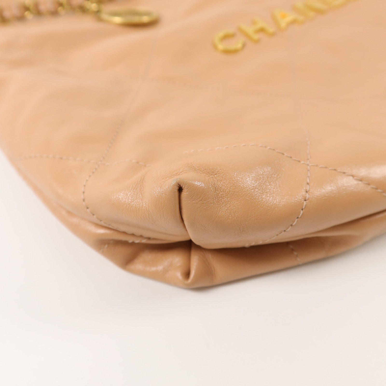 CHANEL 牛皮皮革Chanel 22 Small鏈帶肩背袋