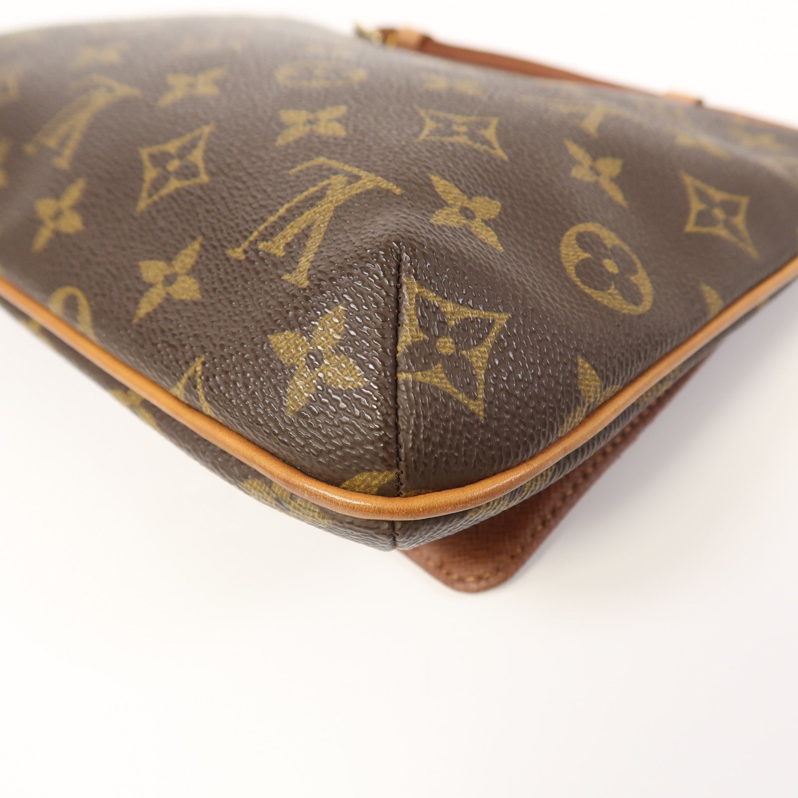 LOUIS VUITTON Monogram Musette Tango金扣肩背袋啡色