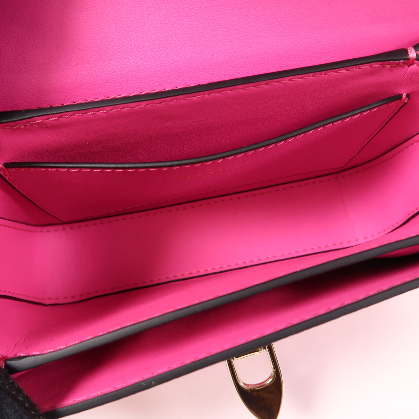Valentino 皮革Rockstud Shoulder Bag金扣肩背袋
