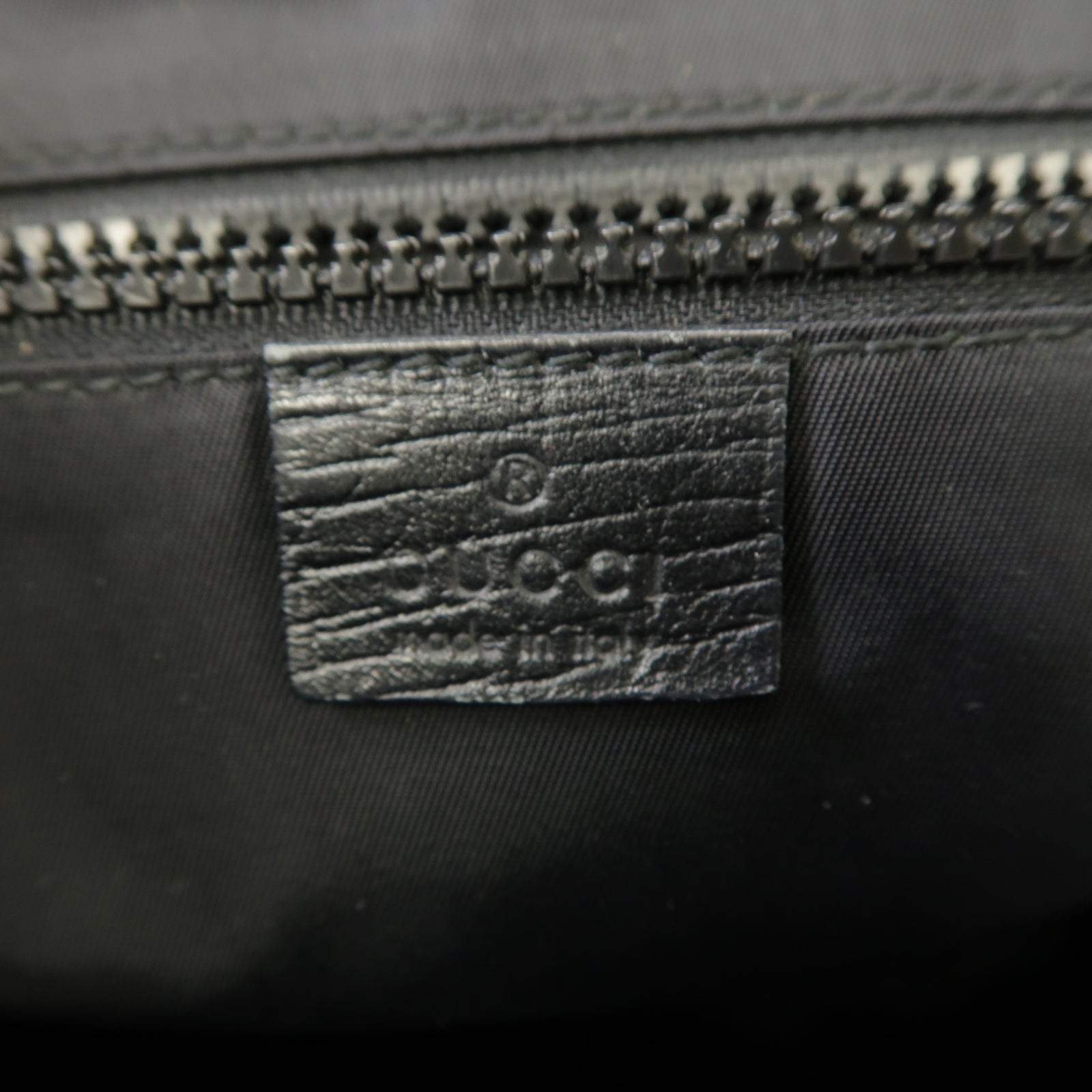 GUCCI 塗層帆布Shoulder Bag肩背袋黑色