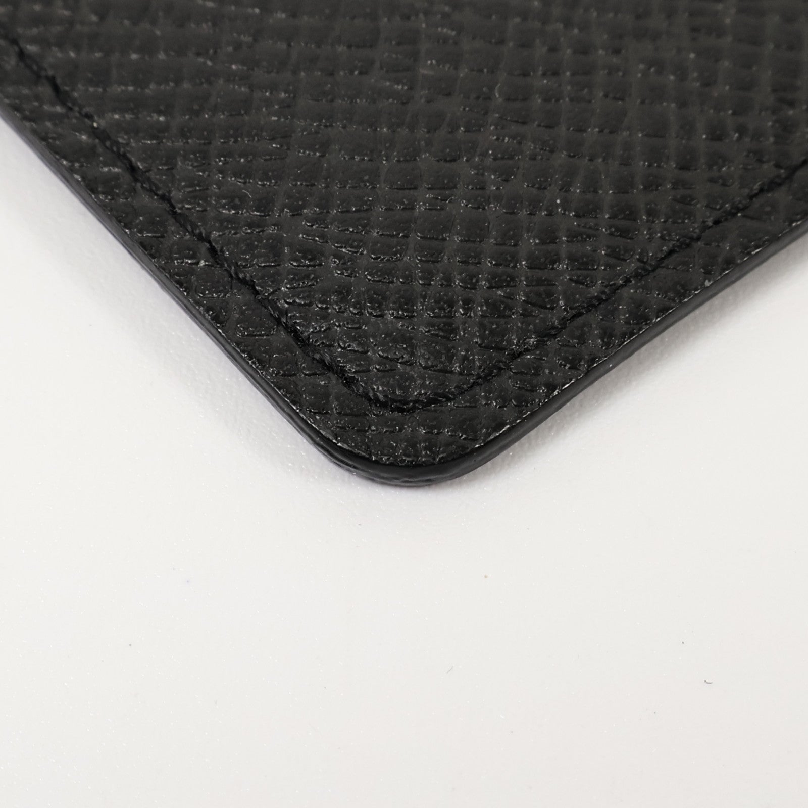 LOUIS VUITTON Taiga皮革Passport Holder護照套