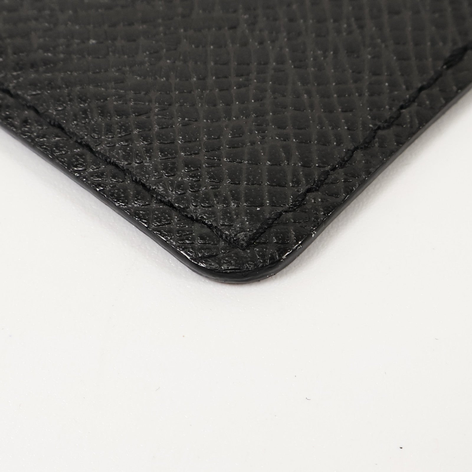 LOUIS VUITTON Taiga皮革Passport Holder護照套