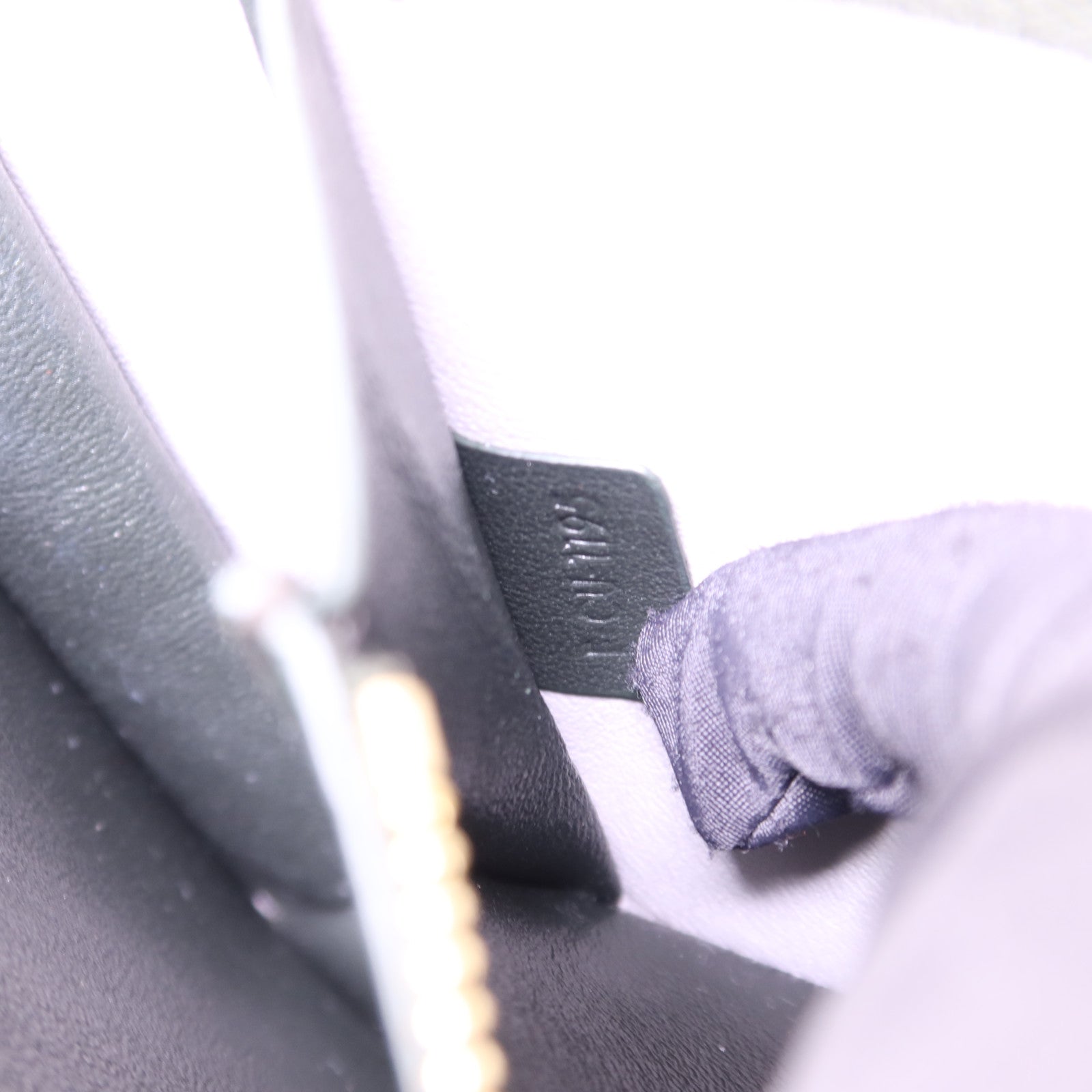 CELINE 牛皮皮革Envelope Shoulder Bag金扣鏈帶肩背袋