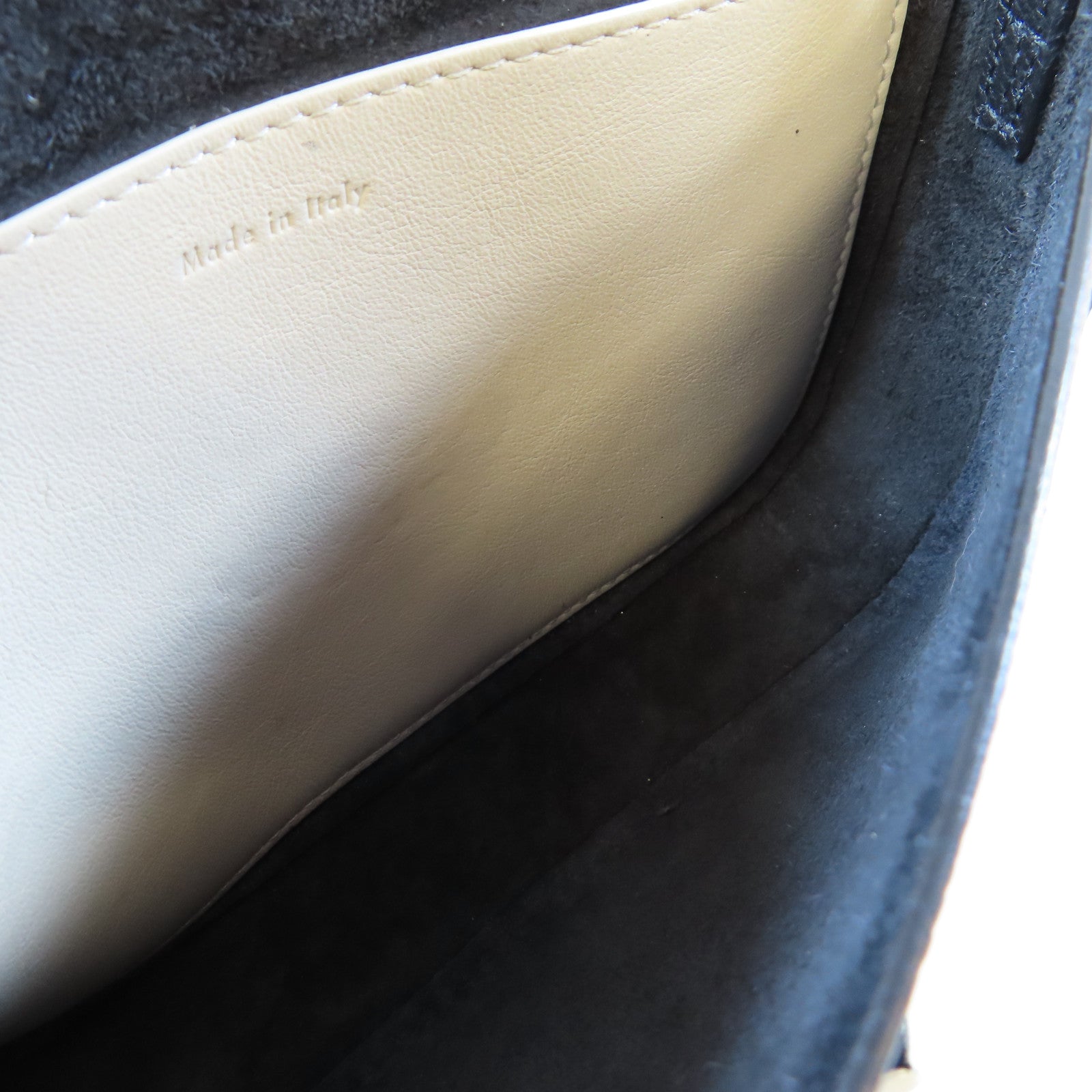 CELINE 【激減優惠】牛皮皮革Shoulder Bag銀扣肩背袋黑色