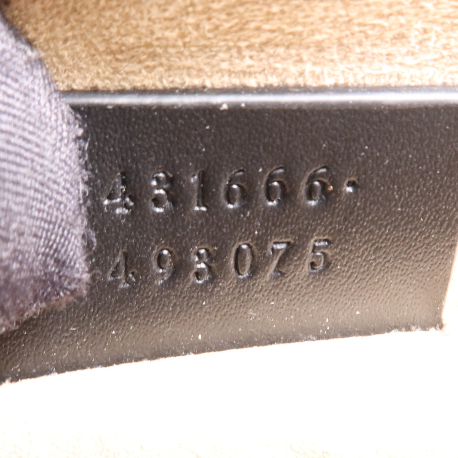 GUCCI 牛皮皮革Syvie Mini金扣鏈帶肩背袋