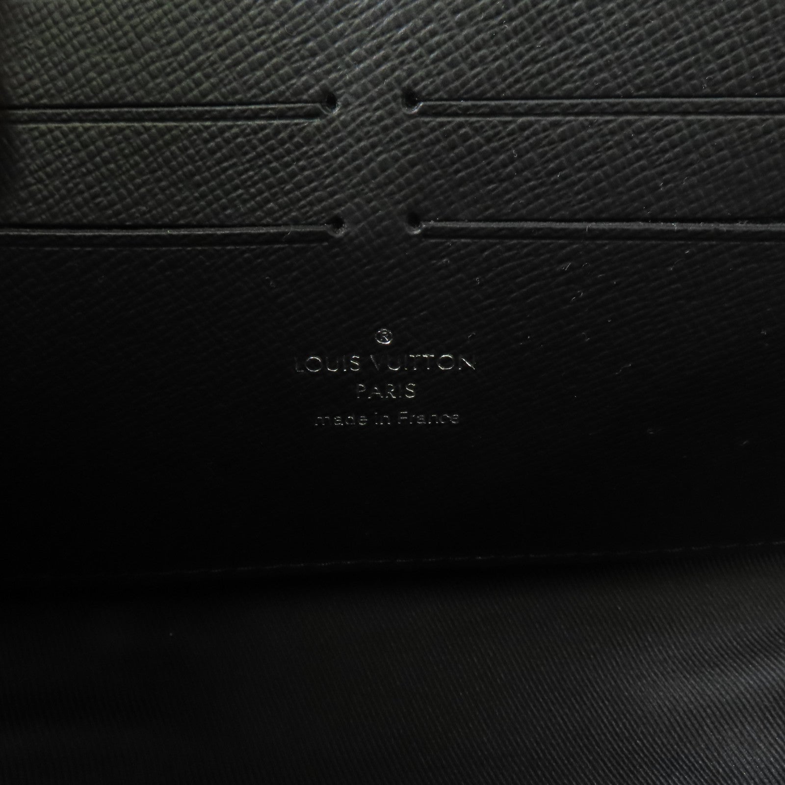 LOUIS VUITTON Monogram Eclipse Soft Trunk Wallet肩背袋
