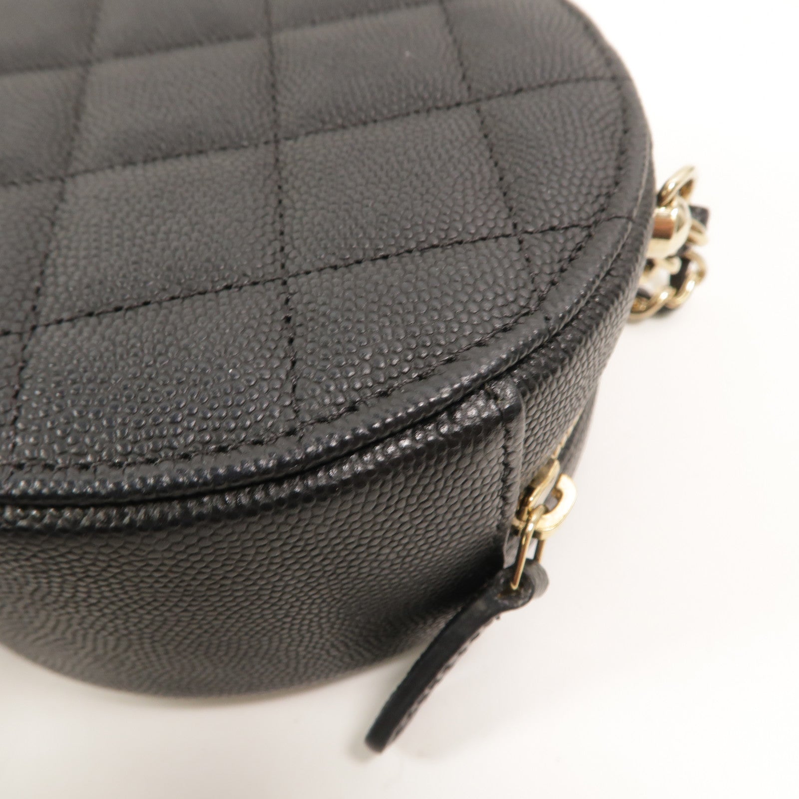 CHANEL 牛皮皮革Round Vanity Case鏈帶肩背袋