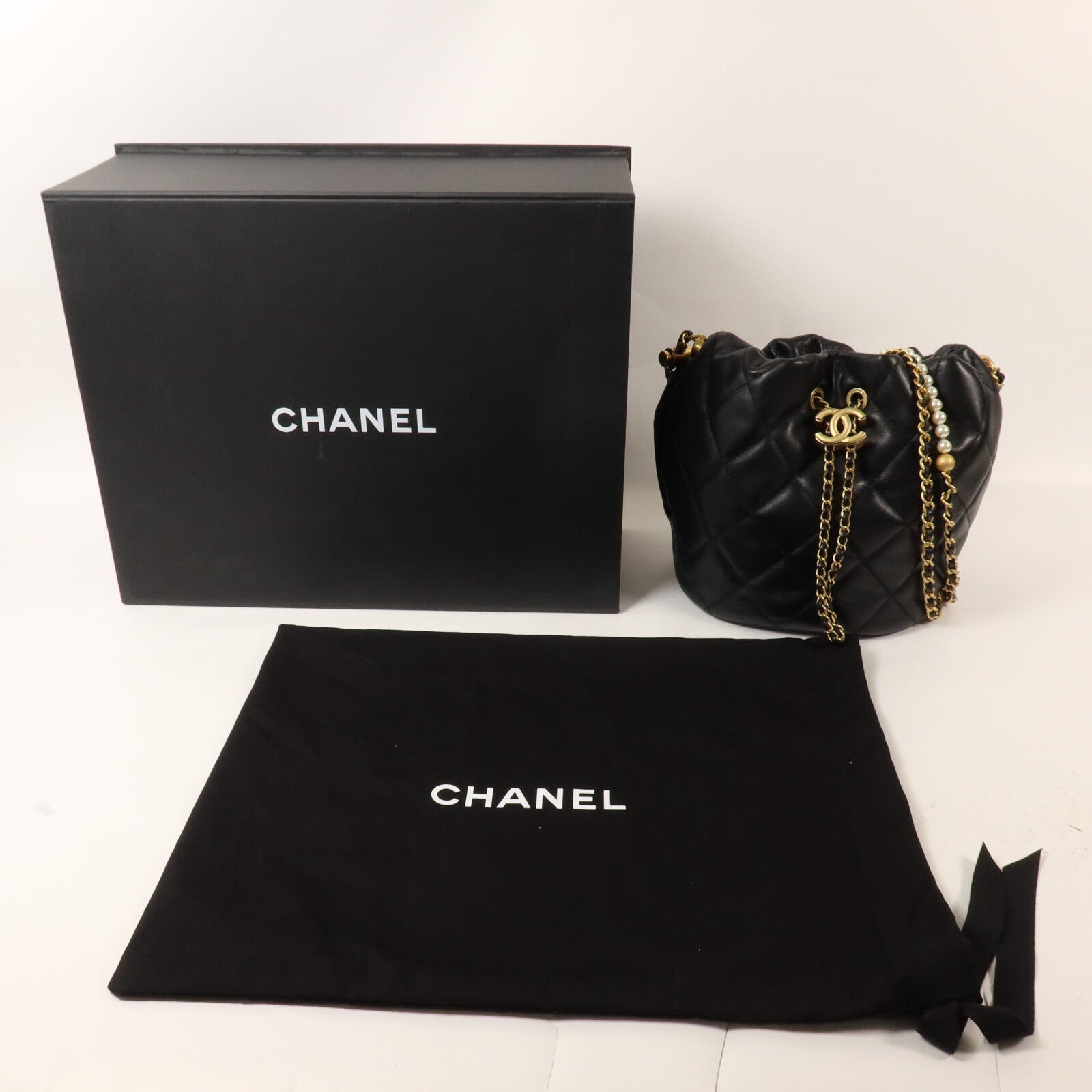 CHANEL 羊皮皮革My Perfect Mini Bucket Bag鏈帶肩背袋