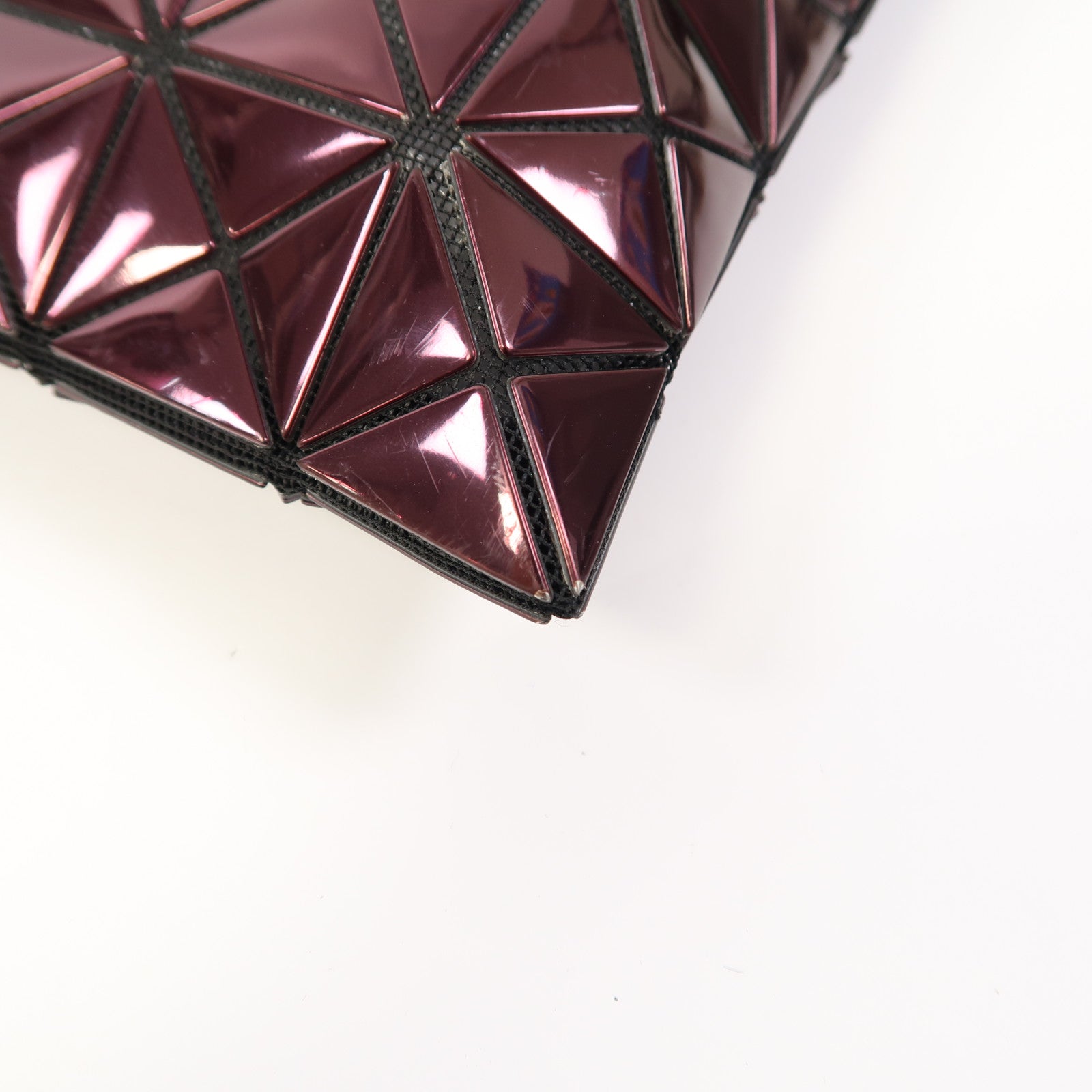 ISSEY MIYAKE PVC Bao Bao肩背袋暗紫紅色