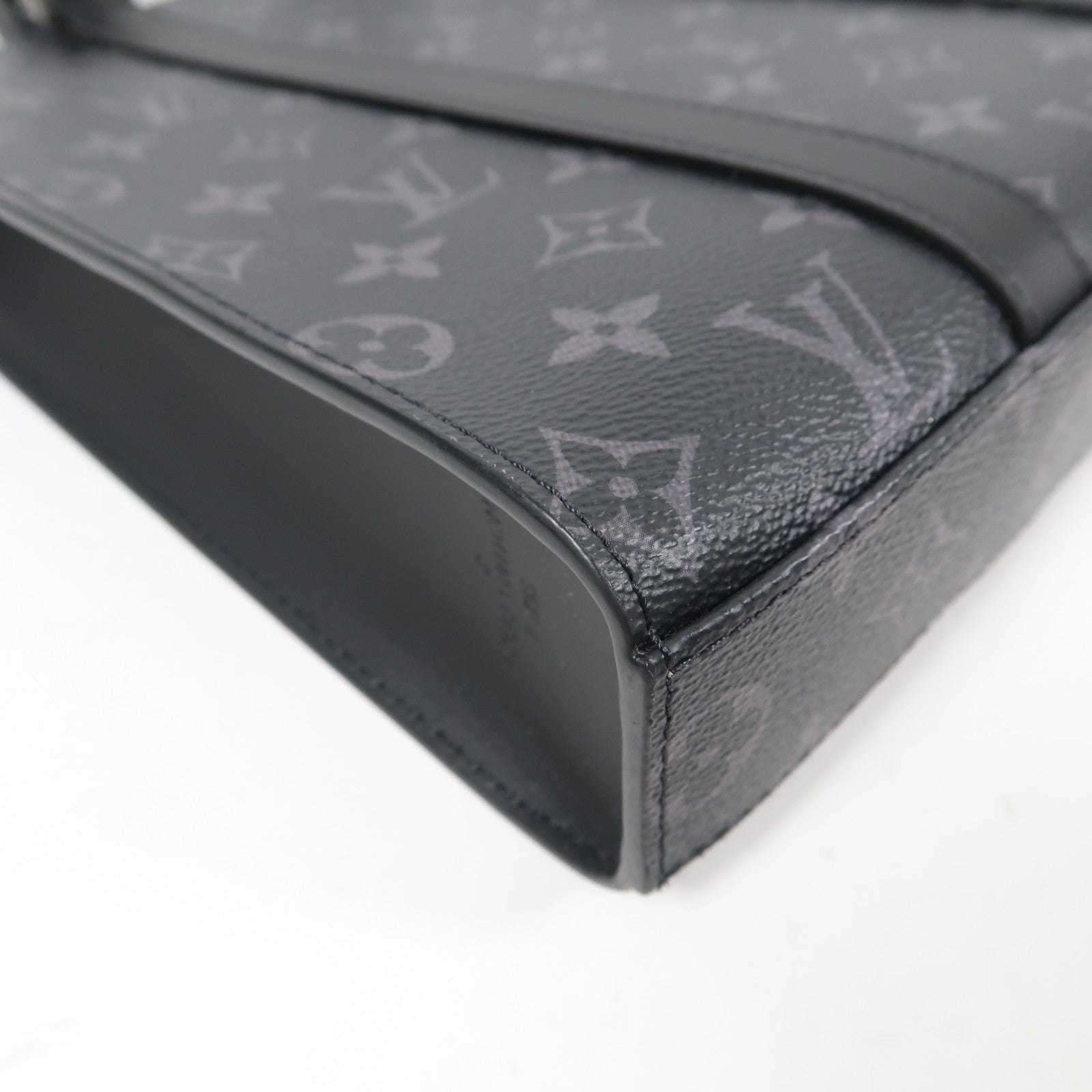 LOUIS VUITTON 【激減優惠】Monogram Eclipse Sac Plat Cross銀扣手挽肩背兩用袋黑色