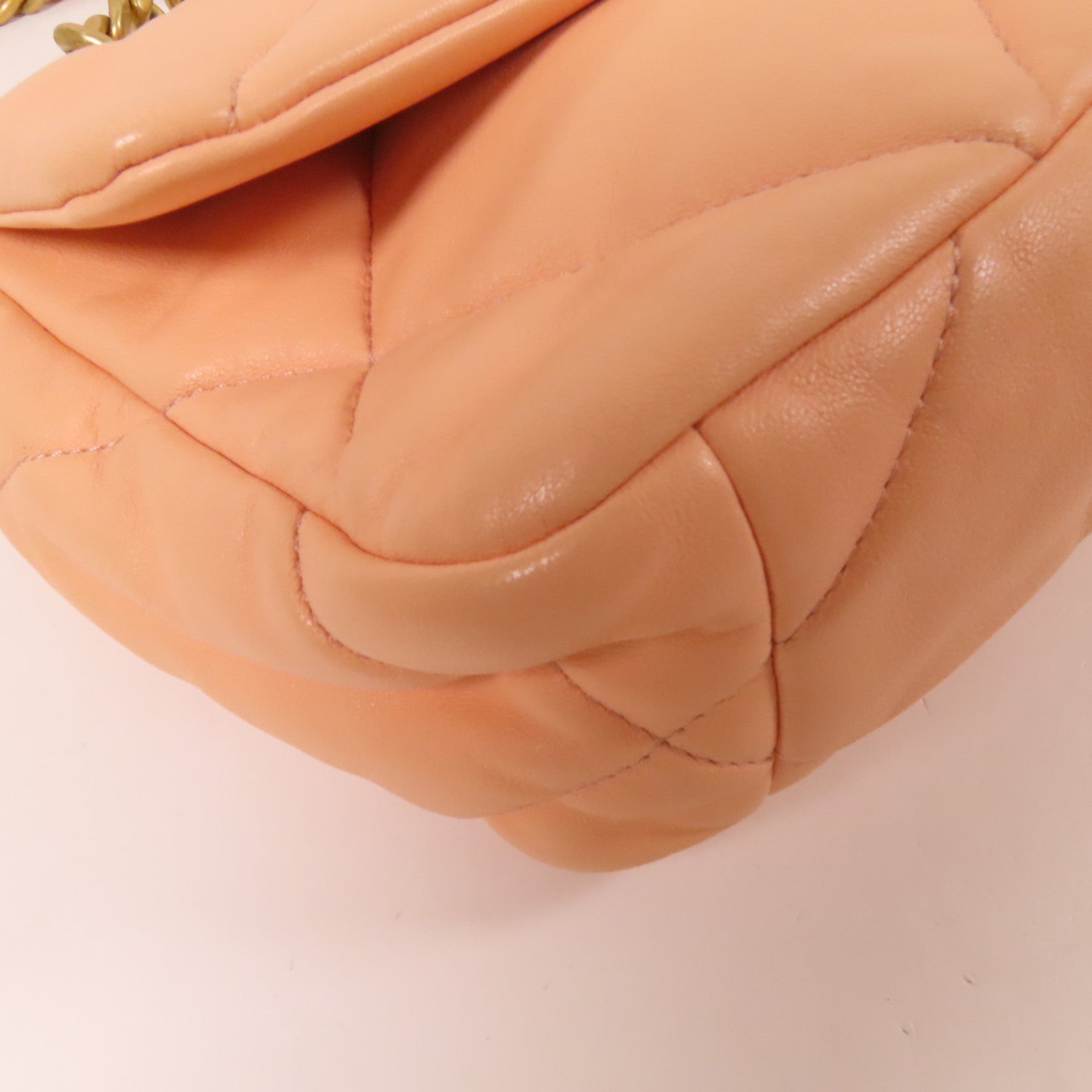 CHANEL 羊皮皮革Chanel 19 Small金扣鏈帶肩背袋