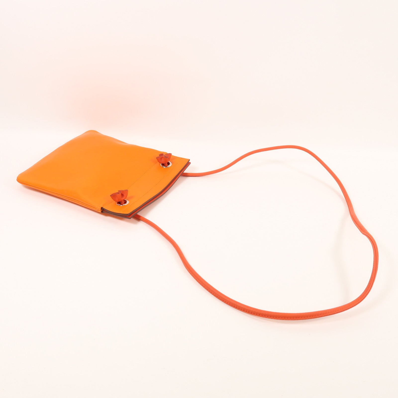 HERMES Swift皮革Aline Mini銀扣肩背袋Feu