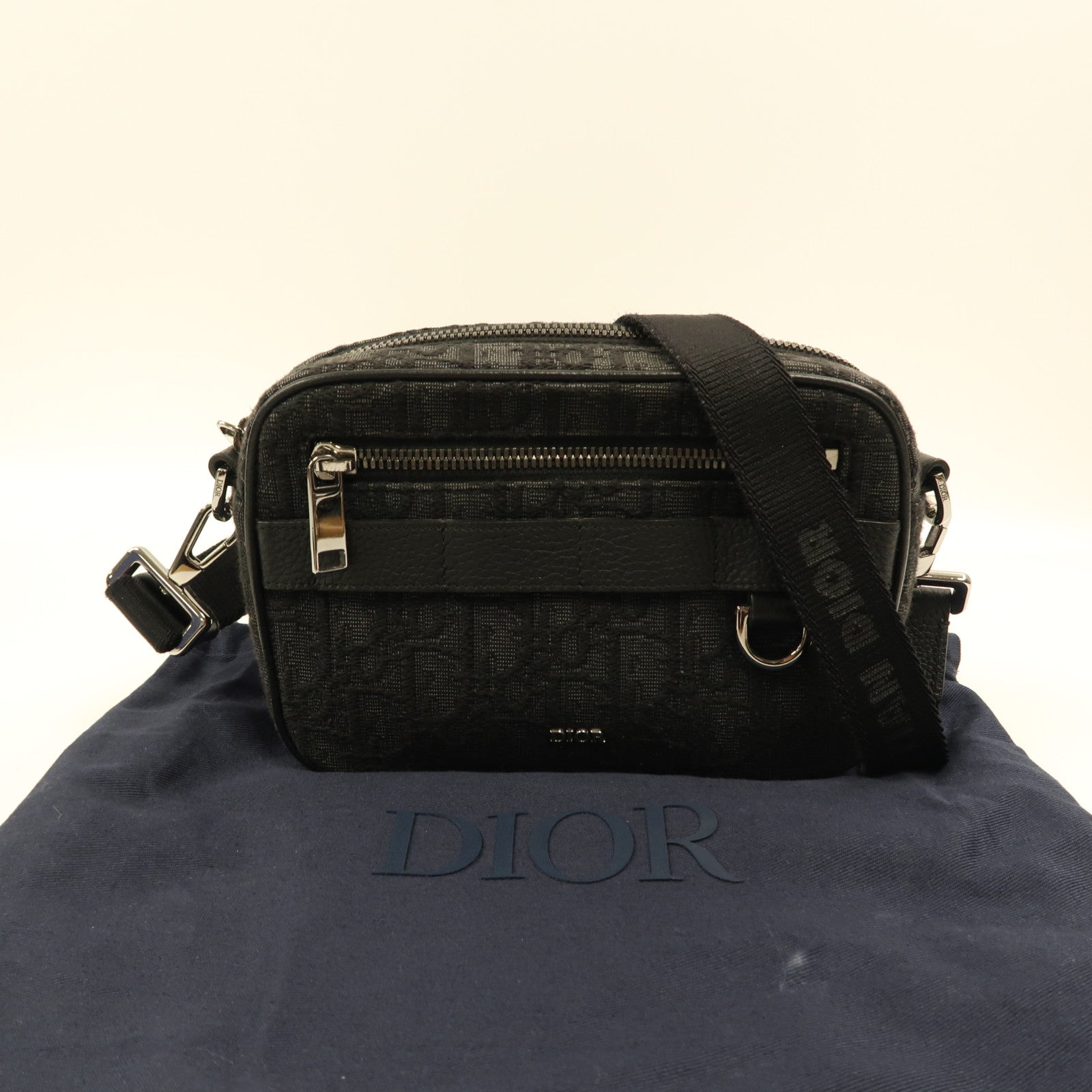 Dior 帆布Shoulder Bag銀扣肩背袋黑色
