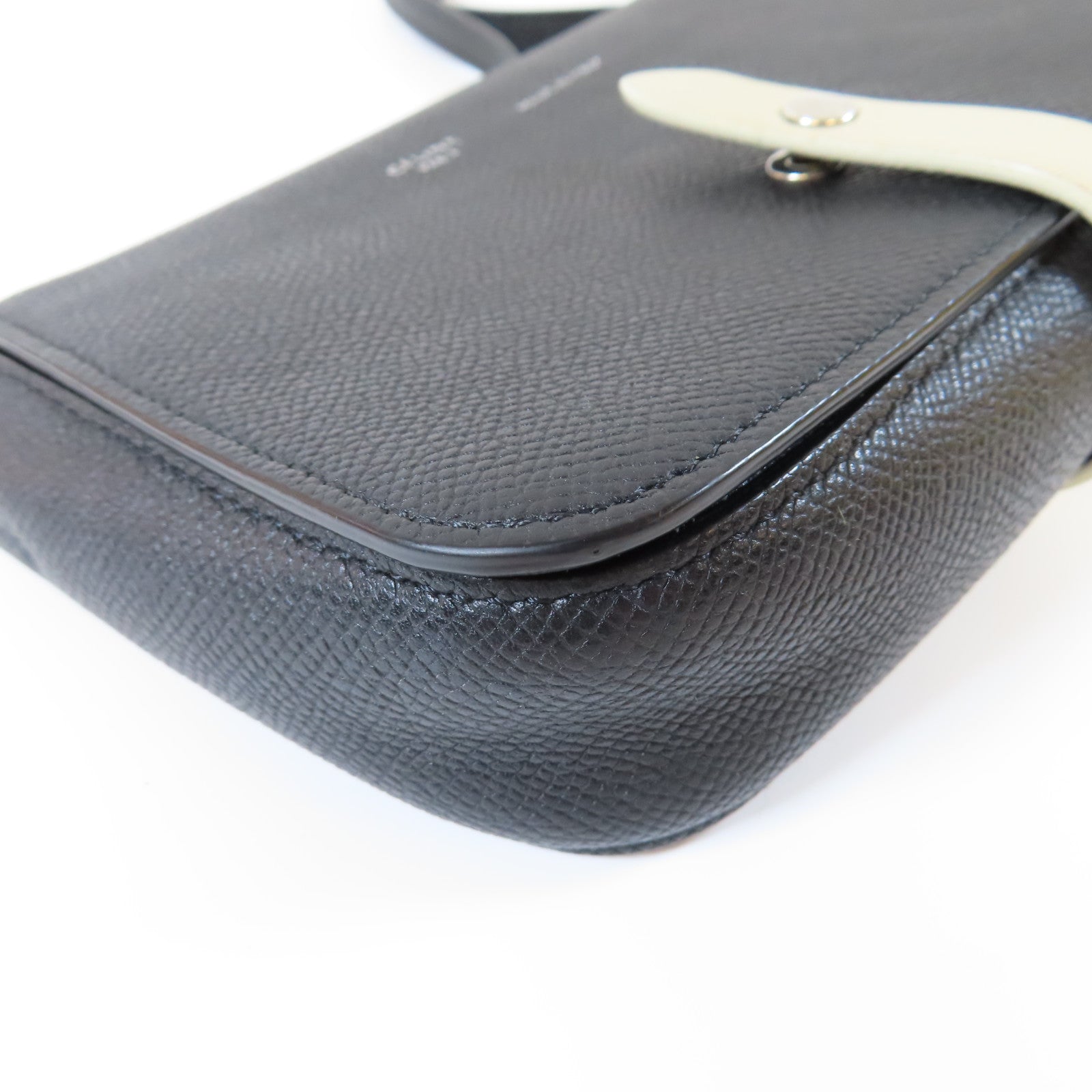 CELINE 【激減優惠】牛皮皮革Shoulder Bag銀扣肩背袋黑色
