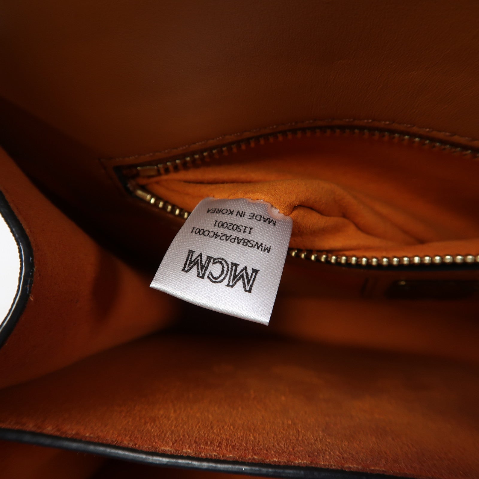 MCM 皮革Shoulder Bag金扣肩背袋啡色