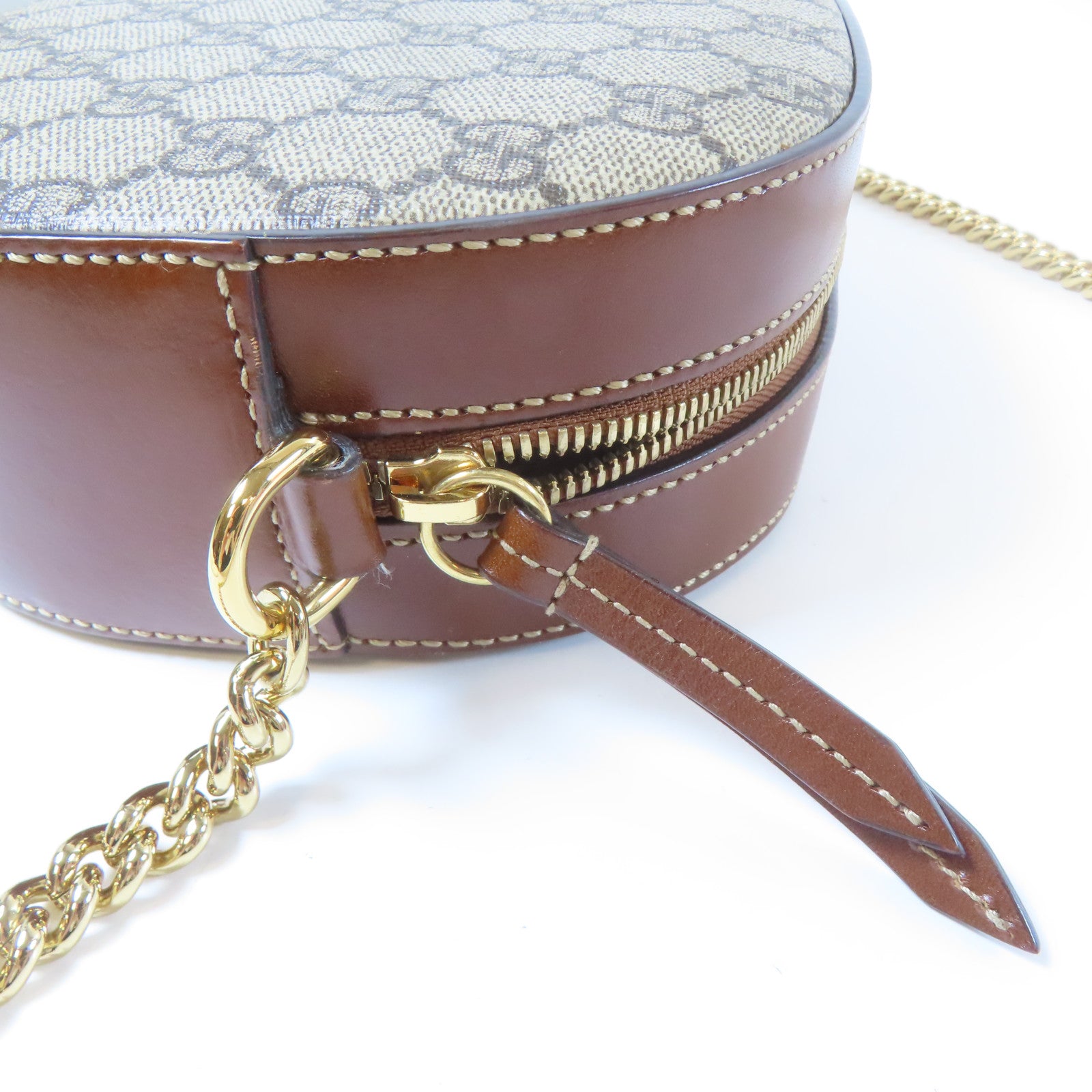 GUCCI 塗層帆布GG Supreme Mini Chain Bag金扣肩背袋啡色