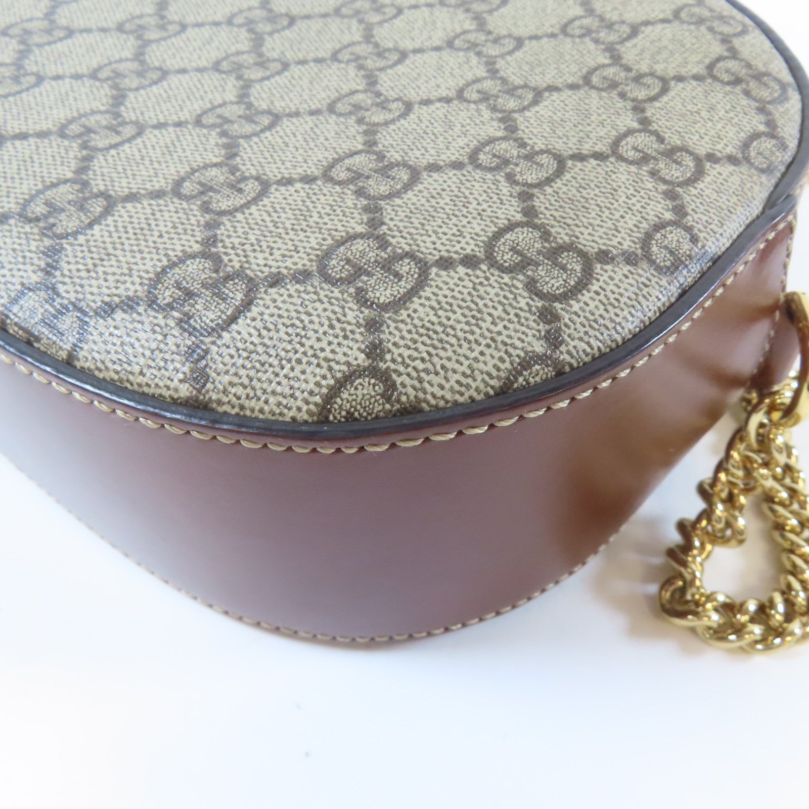 GUCCI 塗層帆布GG Supreme Mini Chain Bag金扣肩背袋啡色