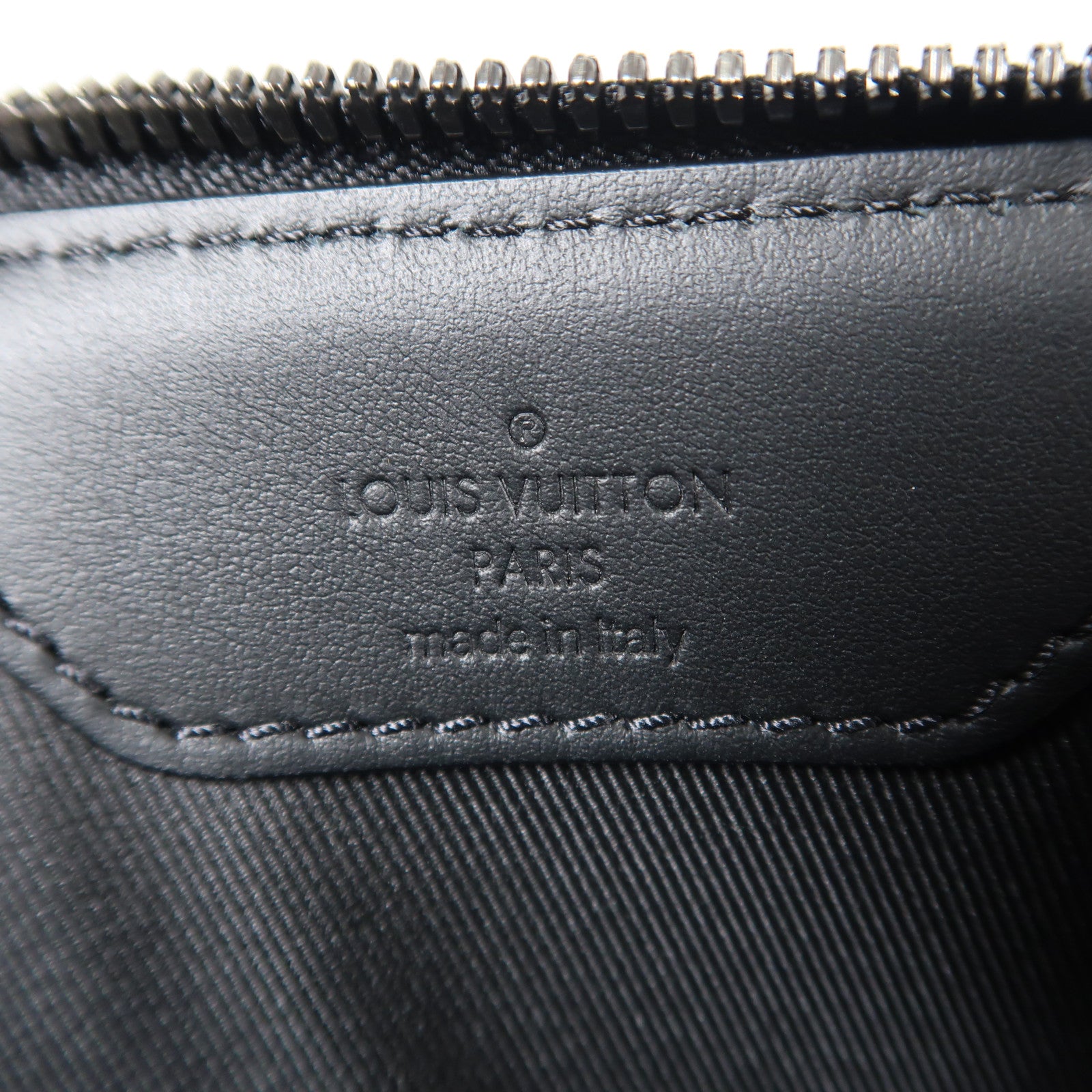 LOUIS VUITTON 【激減優惠】Monogram Eclipse Sac Plat Cross銀扣手挽肩背兩用袋黑色