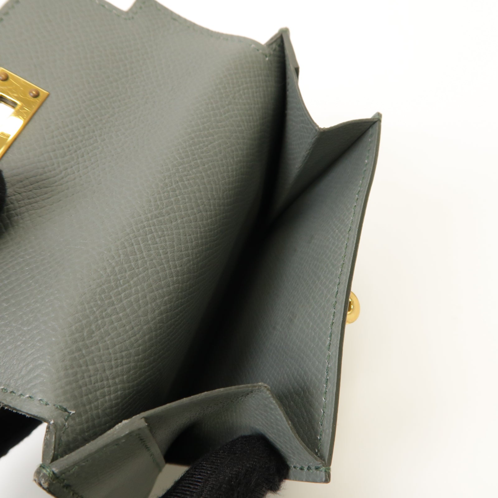 HERMES **【激減優惠】Epsom皮革Kelly Pocket Compact金扣錢包Vert Amande灰色