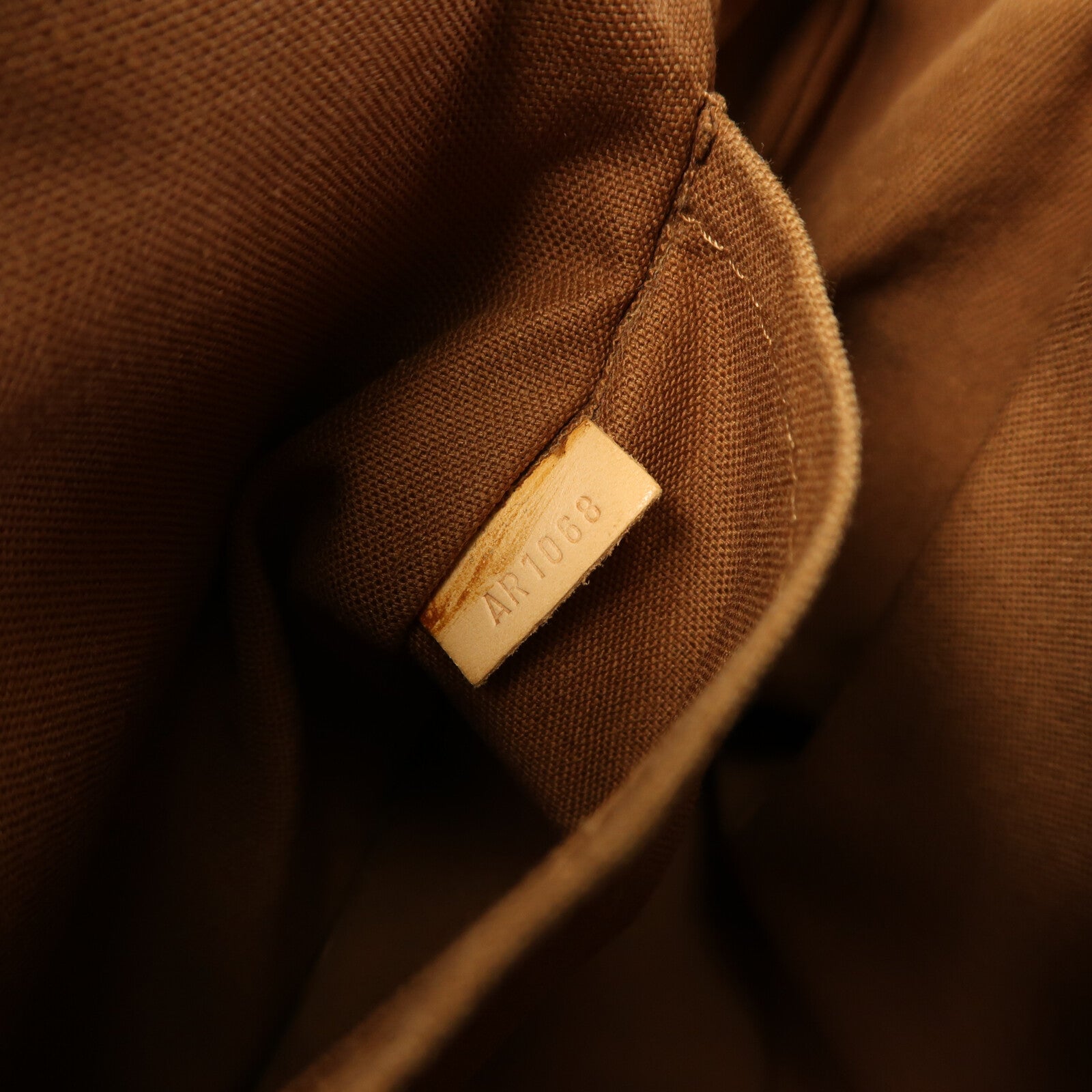 LOUIS VUITTON Monogram Tivoli PM金扣手挽袋棕色