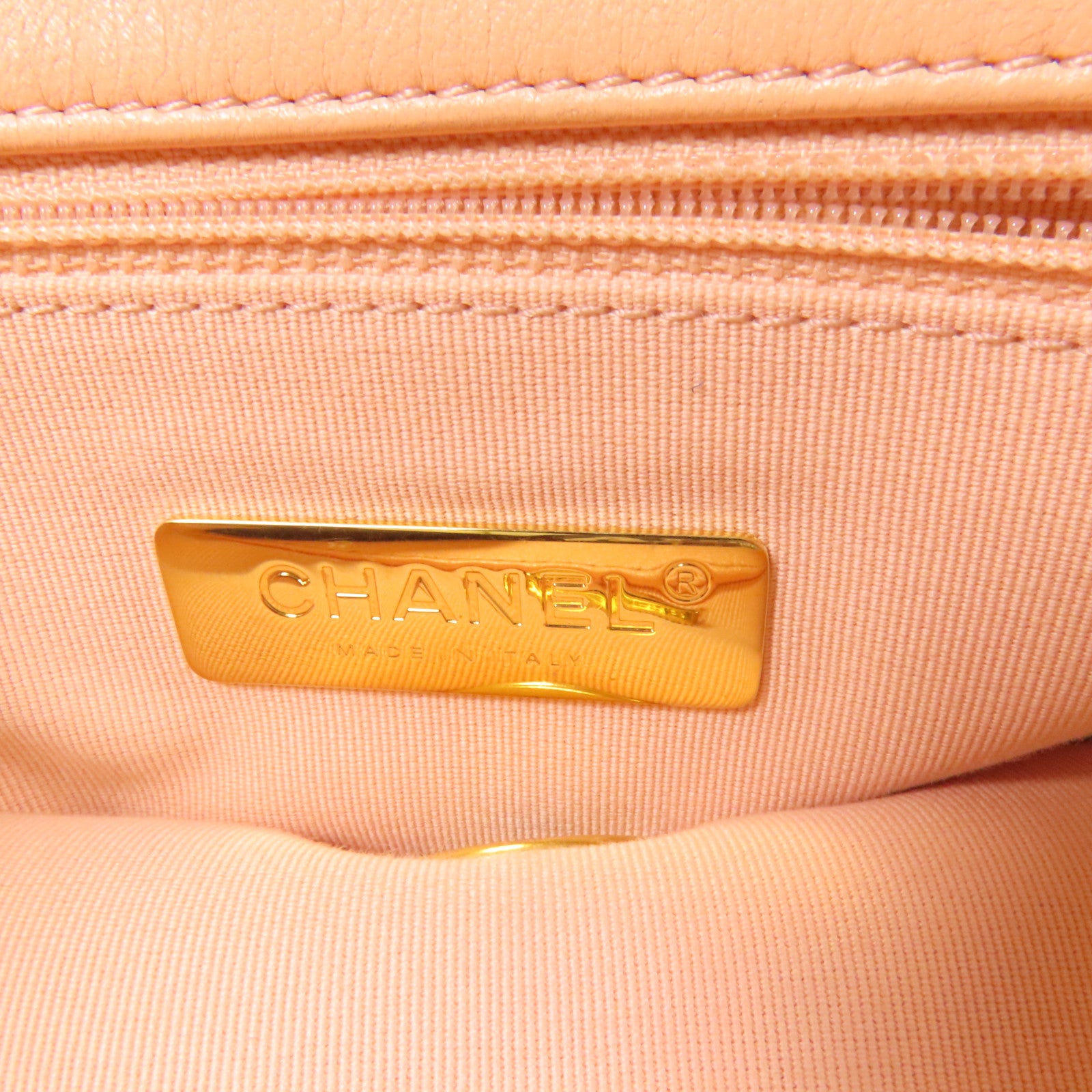 CHANEL 羊皮皮革Chanel 19 Small金扣鏈帶肩背袋