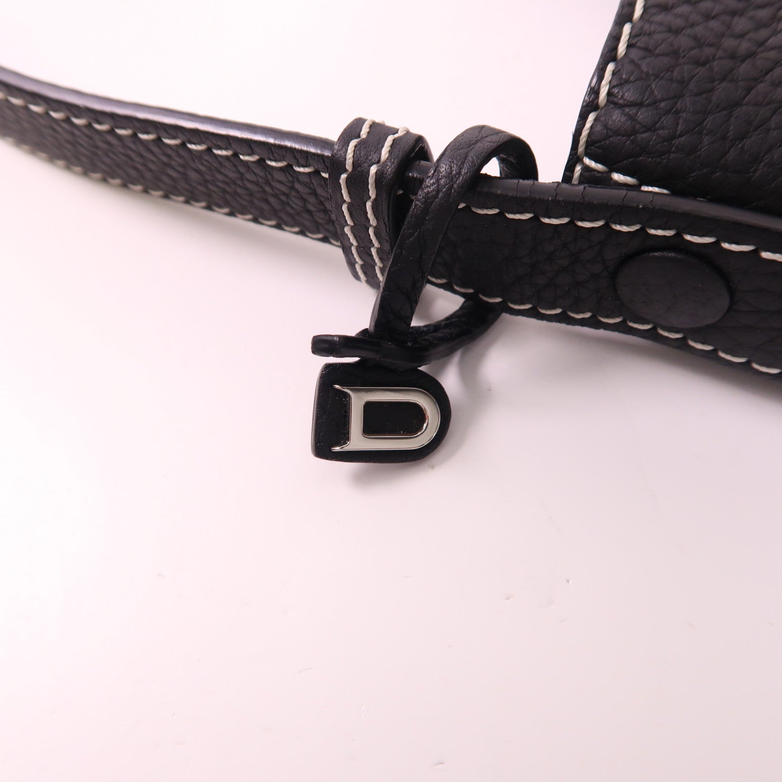 Delvaux 牛皮皮革Pin Daily銀扣肩背袋