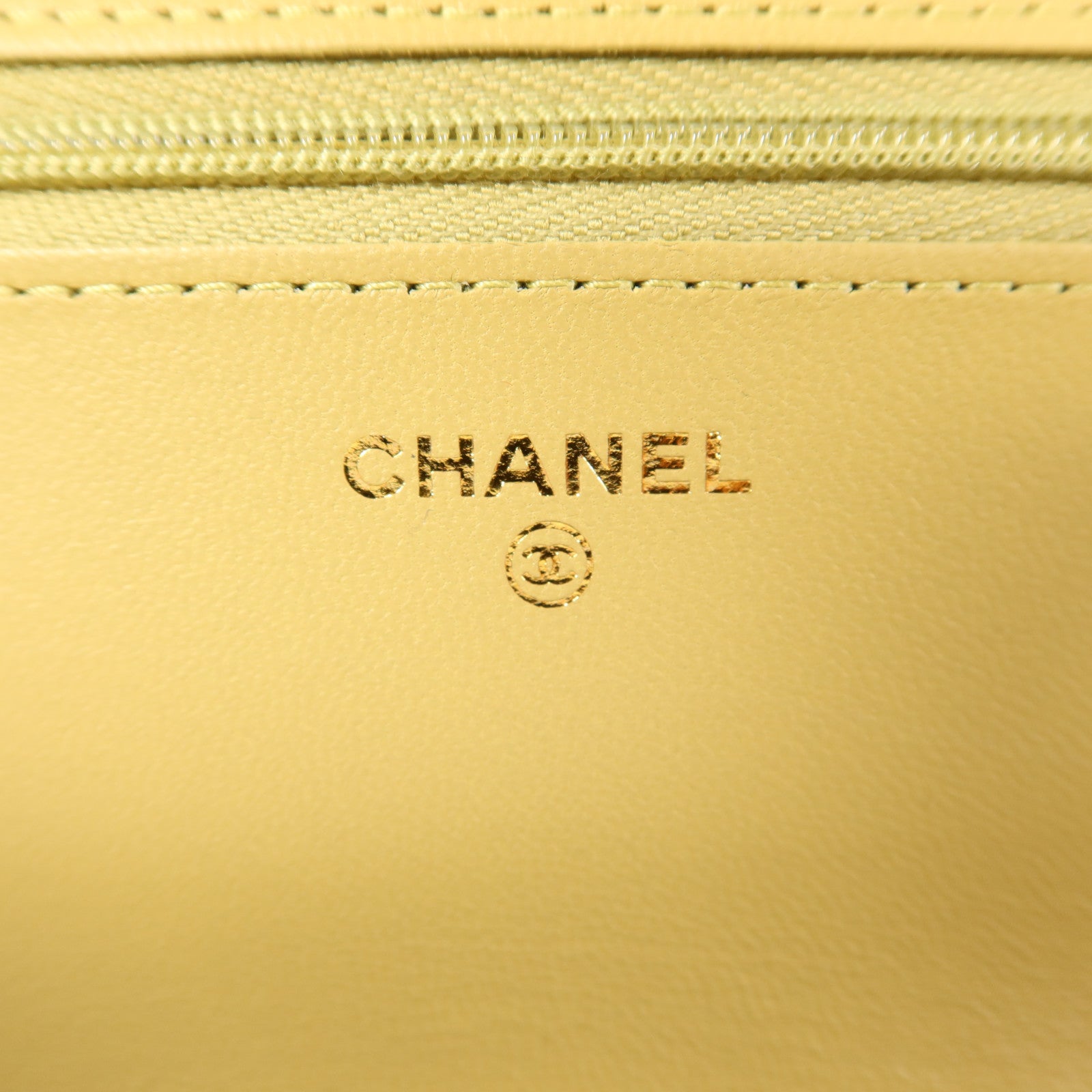 CHANEL 羊皮皮革Wallet On Chain WOC金扣鏈帶肩背袋