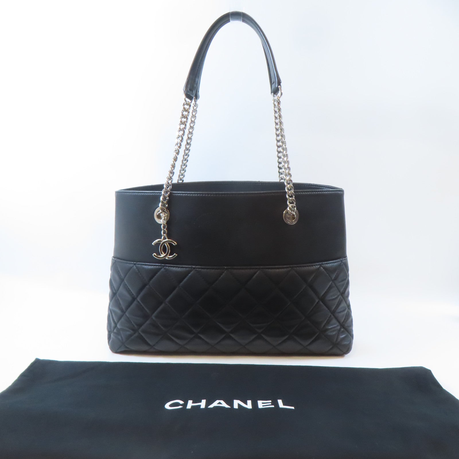 CHANEL 菱格羊皮皮革Shoulder Bag銀扣肩背袋黑色