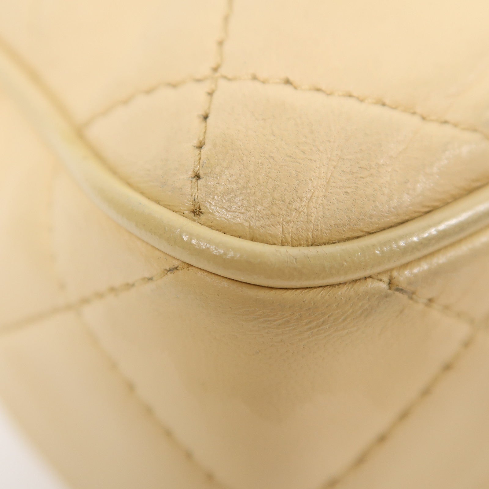 CHANEL 菱格羊皮皮革Shoulder Bag金扣肩背袋米色
