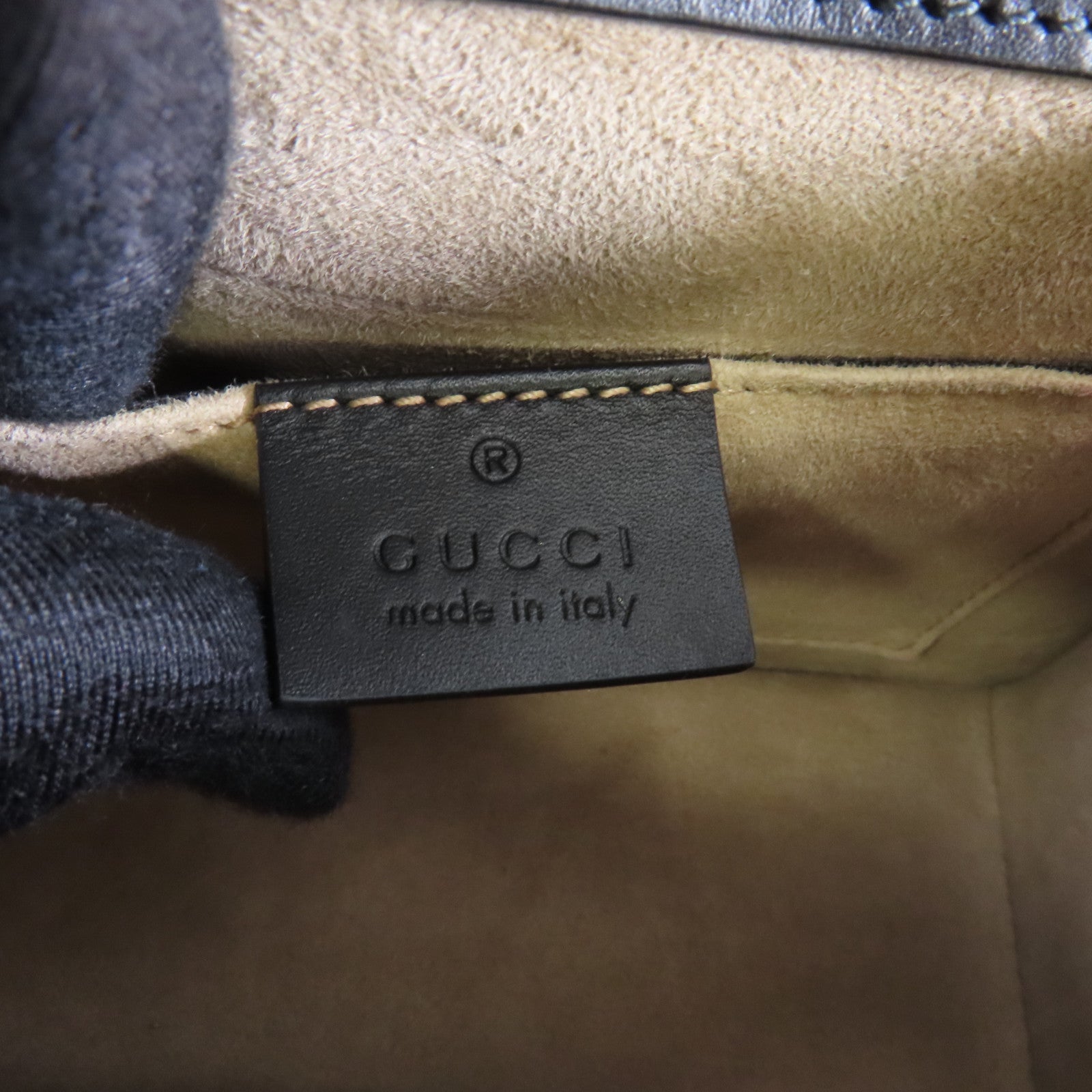 GUCCI 牛皮皮革Sylvie Bag金扣手挽肩背兩用袋黑色