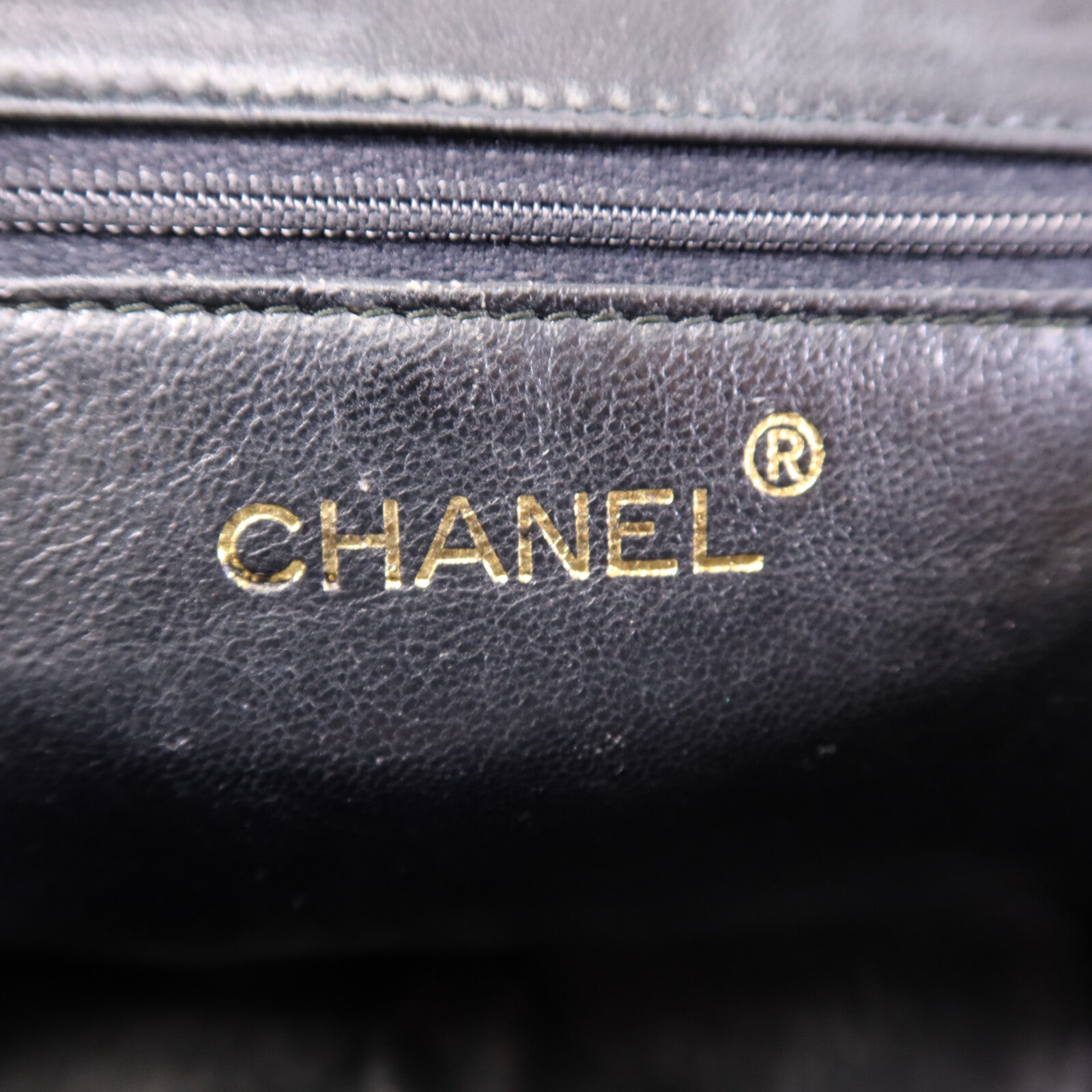 CHANEL 羊皮皮革Shoulder Bag金扣鏈帶肩背袋
