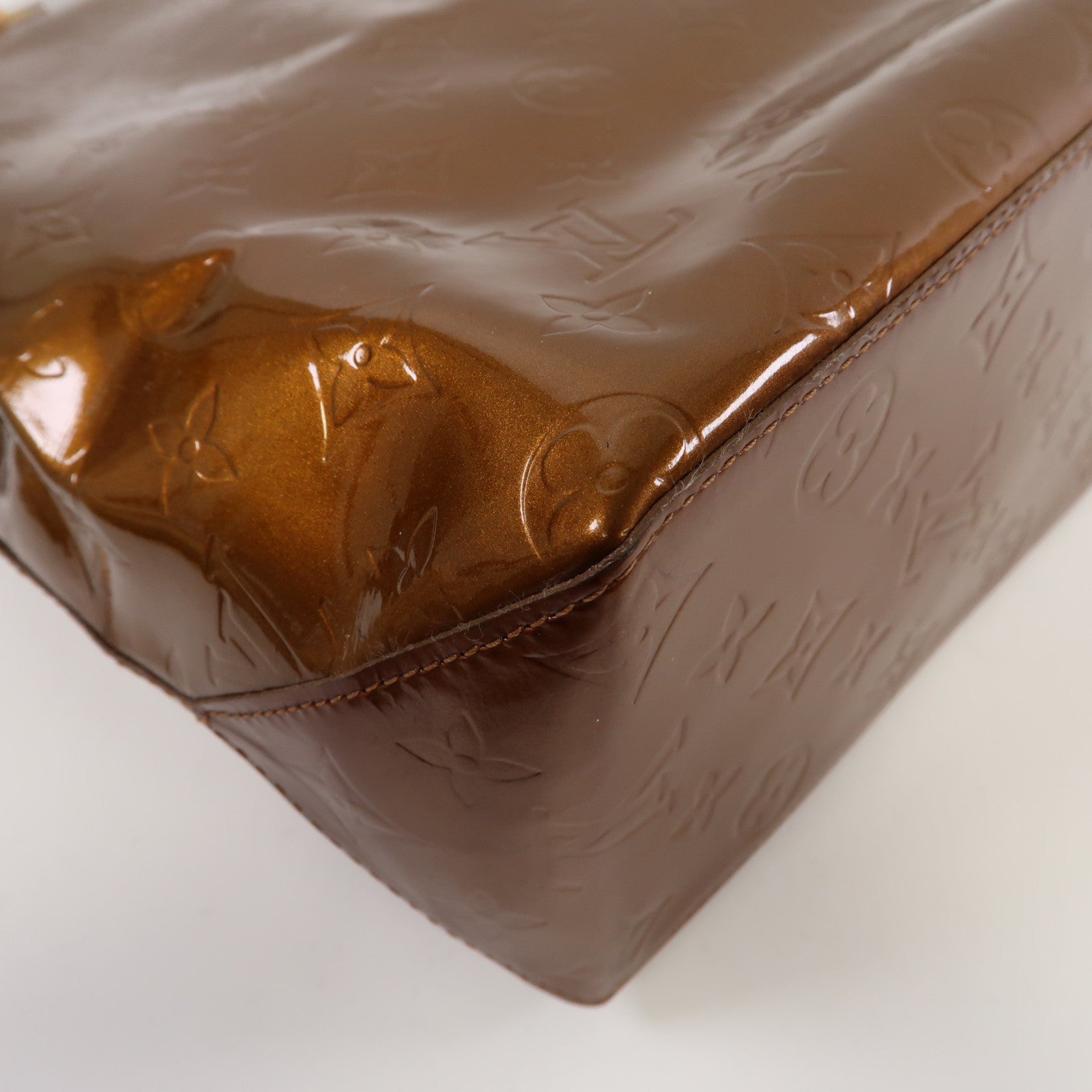 LOUIS VUITTON 【激減優惠】Monogram Vernis Reade MM金扣手挽袋古銅色